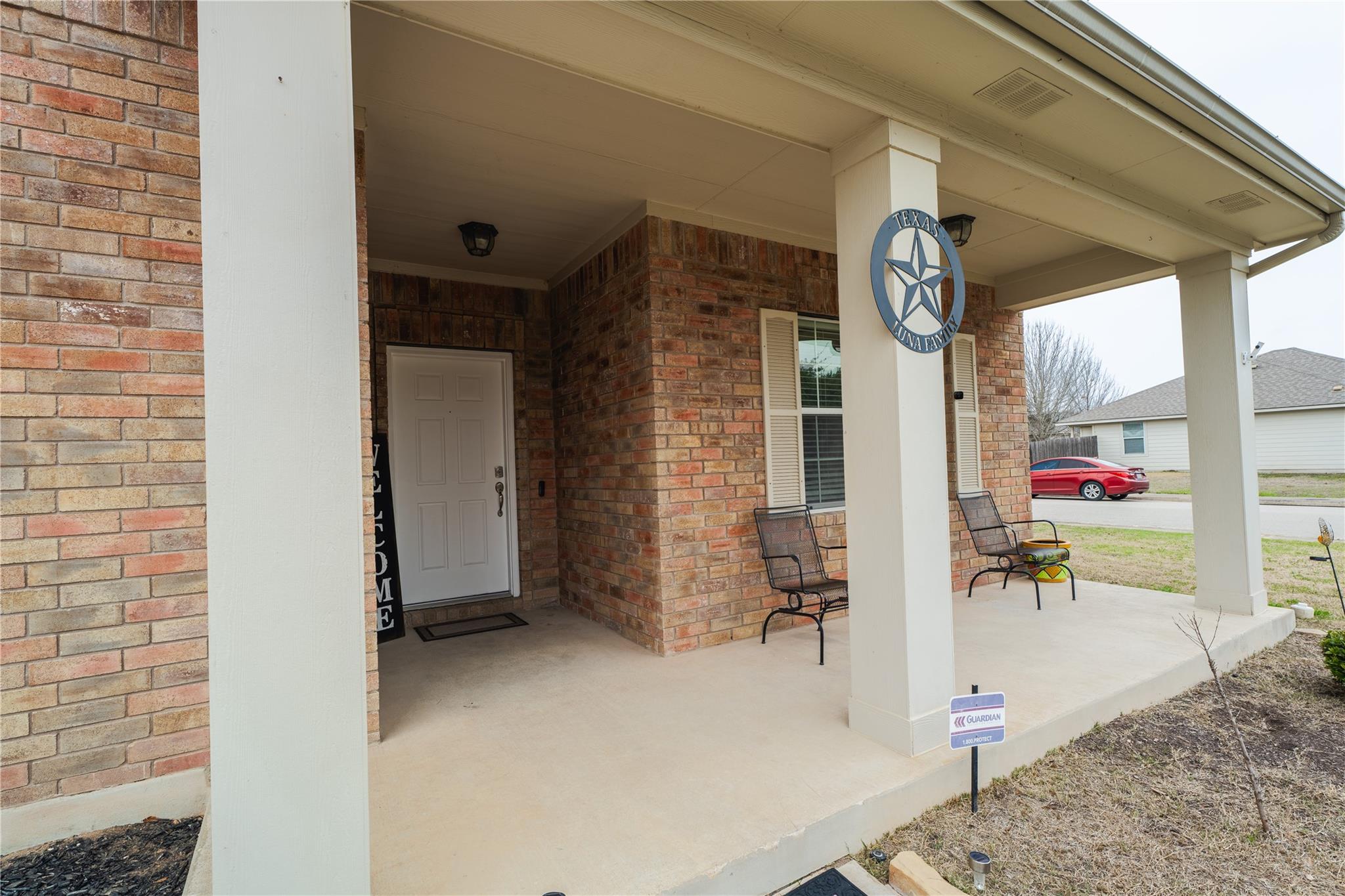 7733 Buckmeadow Dr Property Photo 3