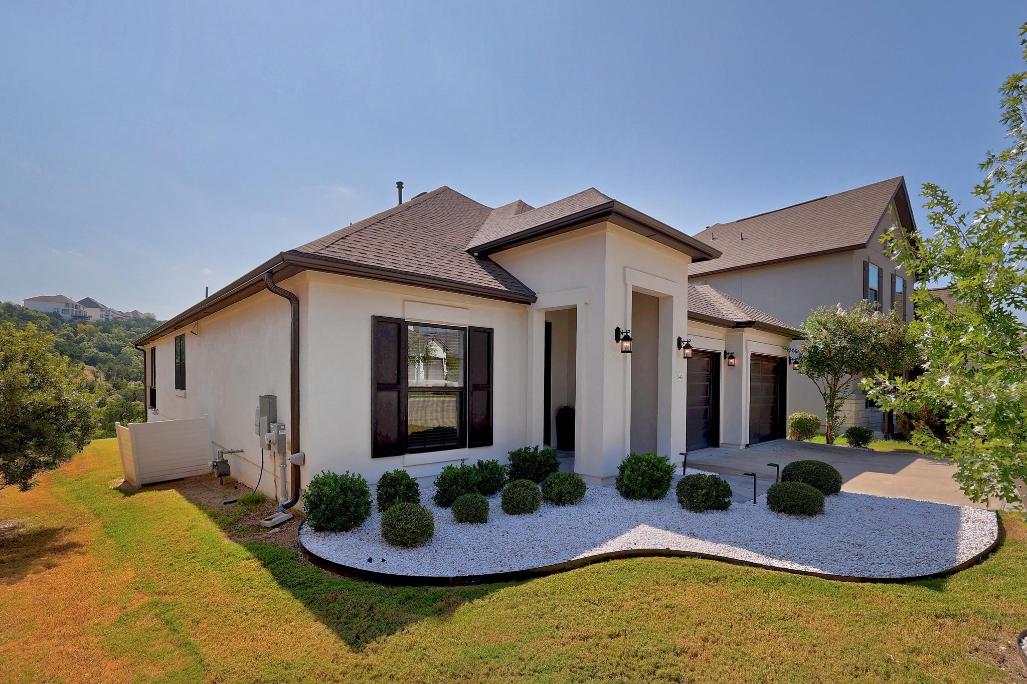 1340 Brescia Walk Property Photo 2