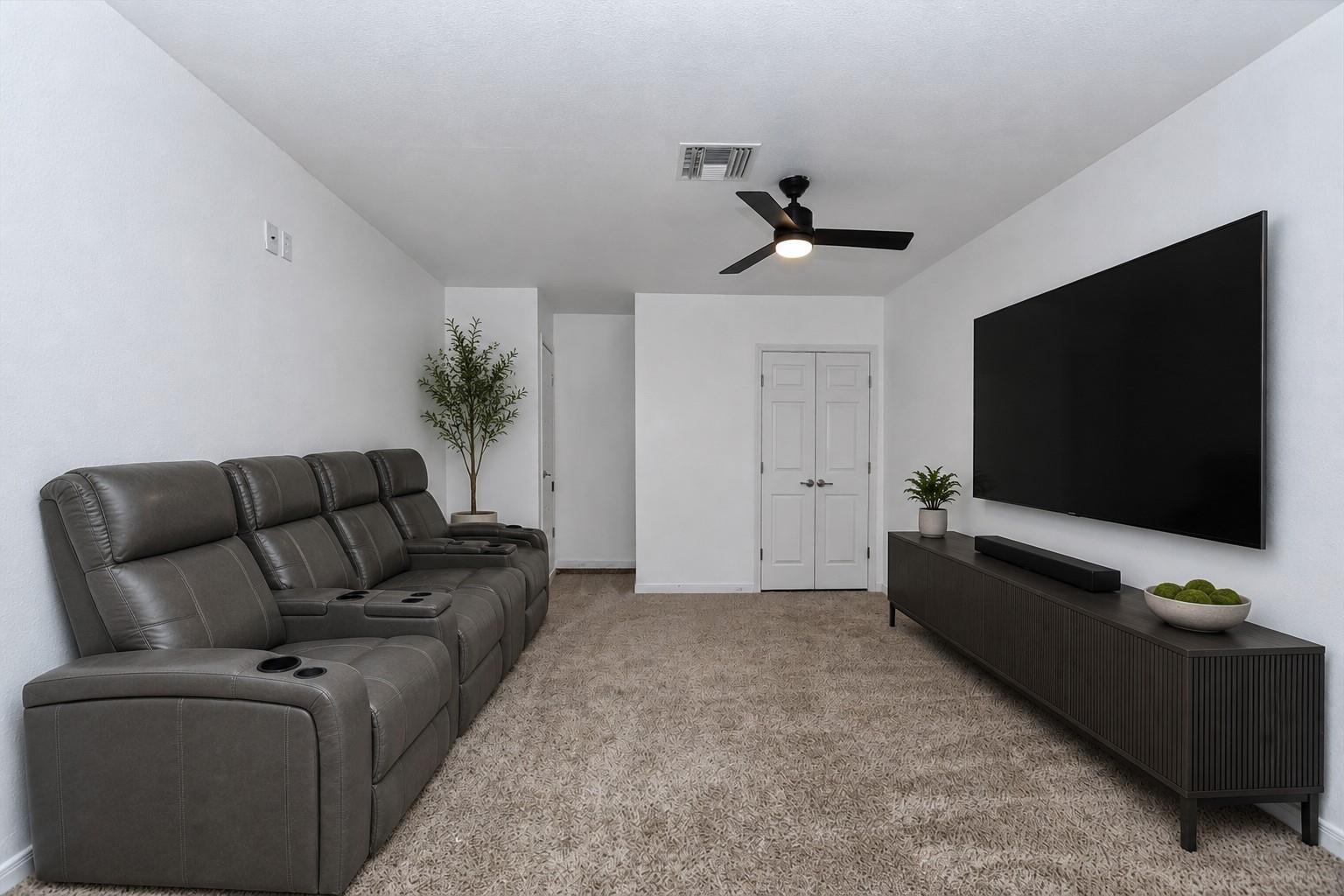 2307 Logan Dr Property Photo 18