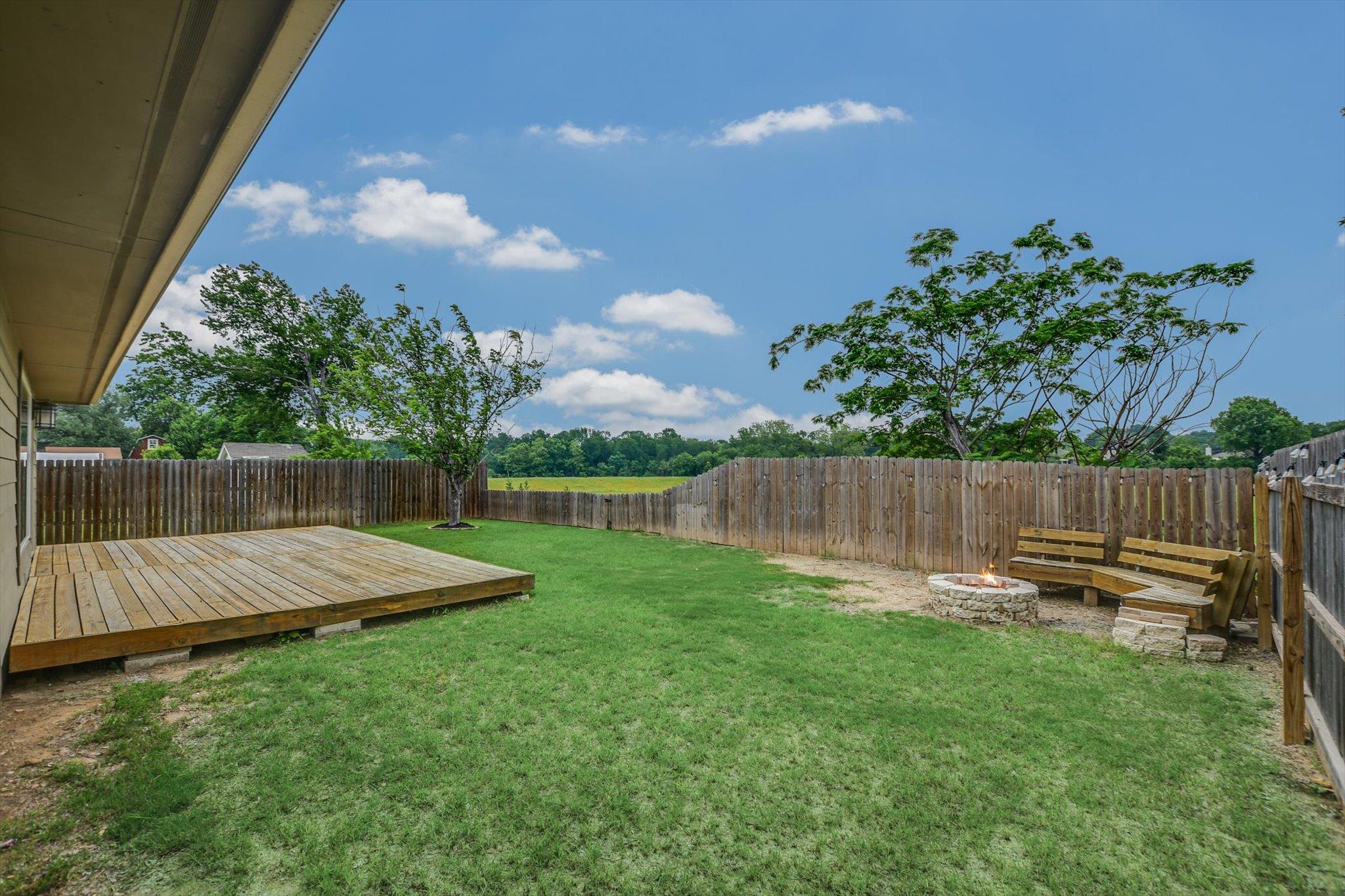 2307 Logan Dr Property Photo 35