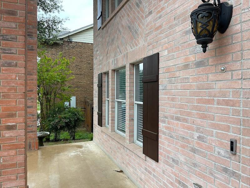1825 Red Rock Dr Property Photo 3