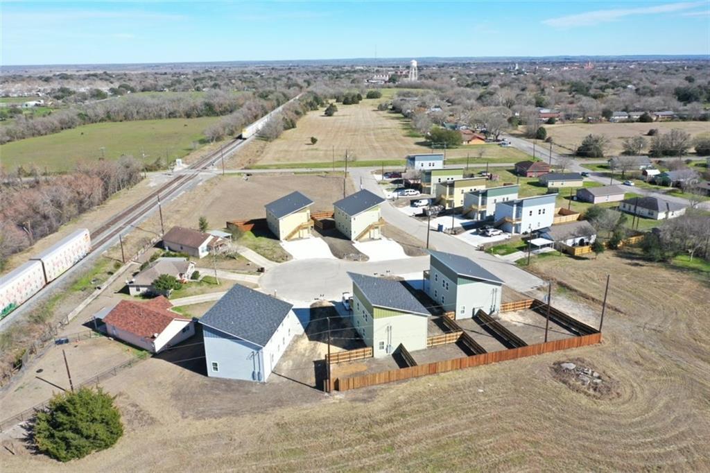 803 Hallie Cv #A Property Photo 1