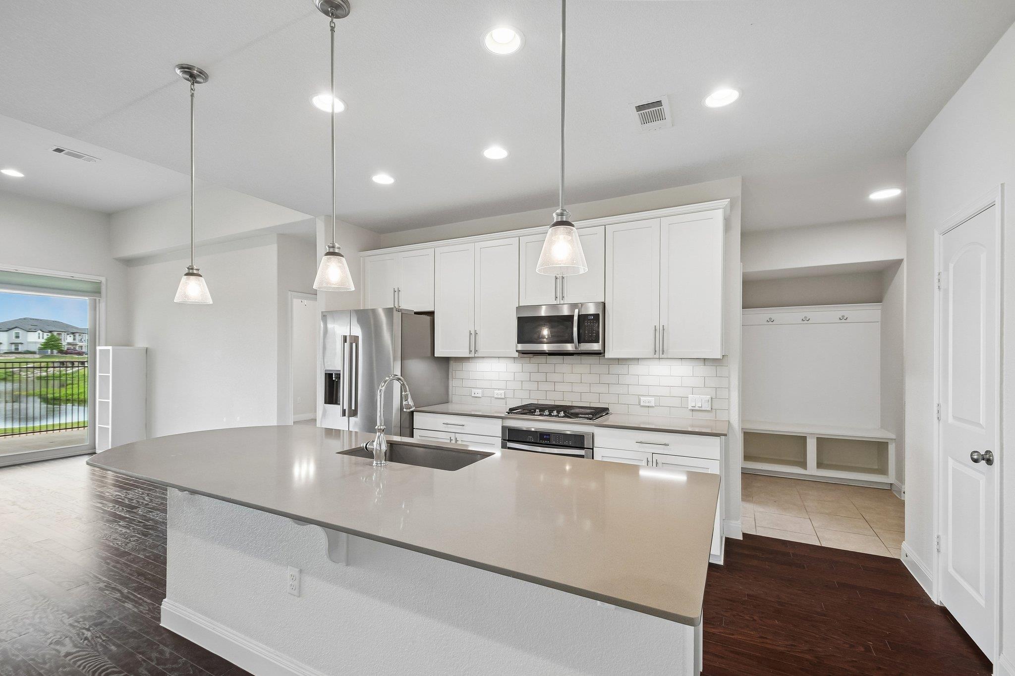 10411 Turnbull Loop Property Photo 7