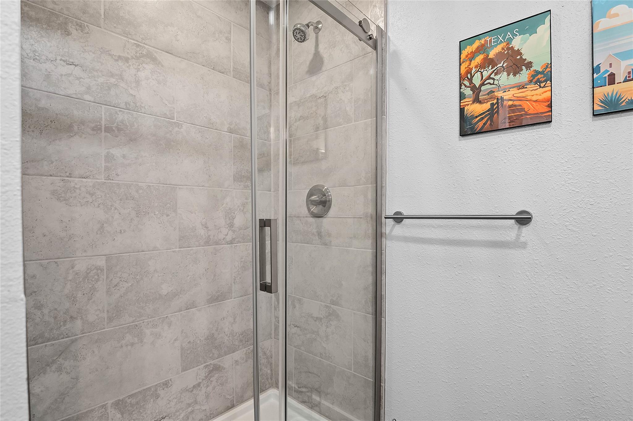 2001 Iroquois Ln Property Photo 9