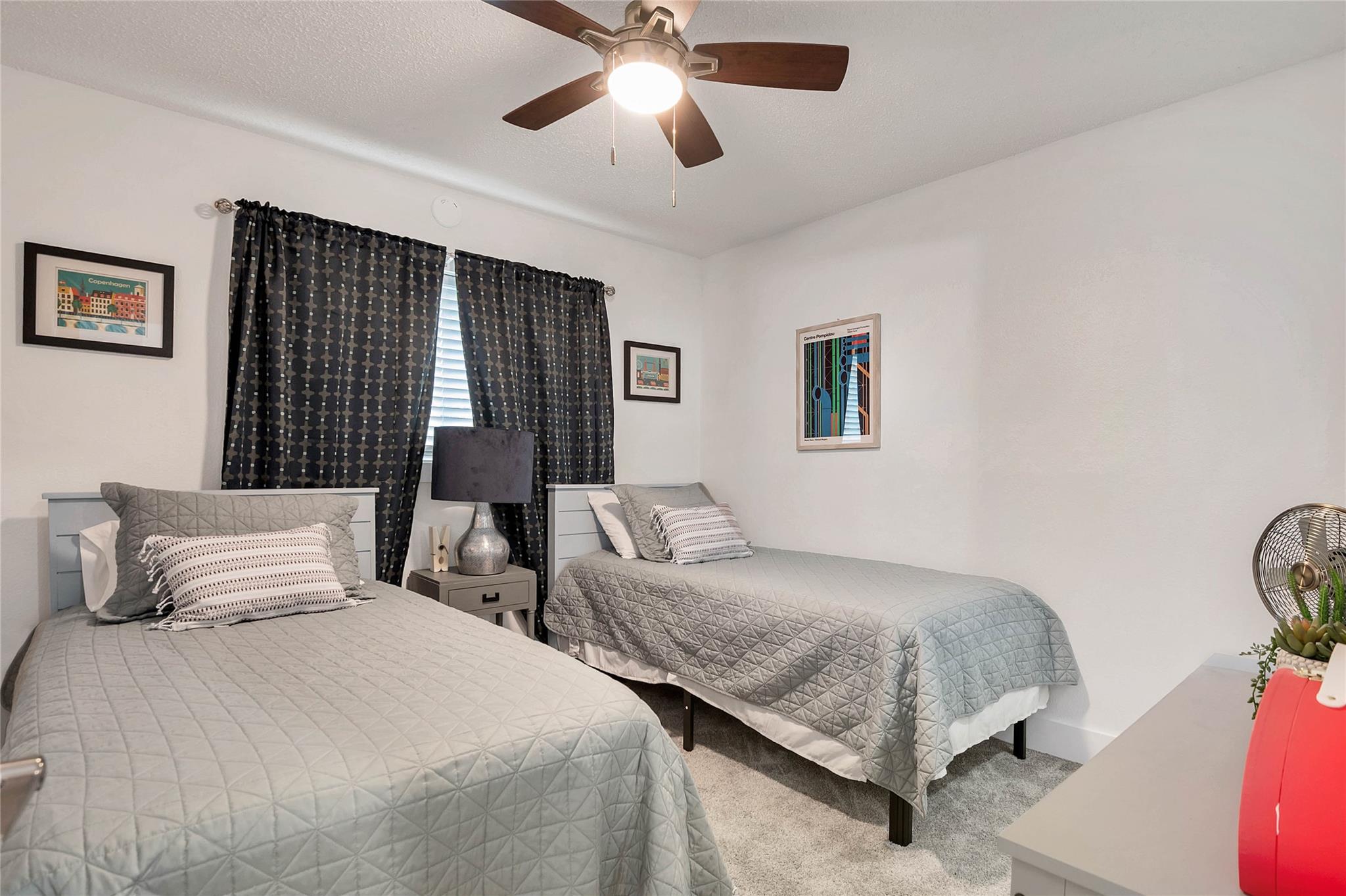 2001 Iroquois Ln Property Photo 12