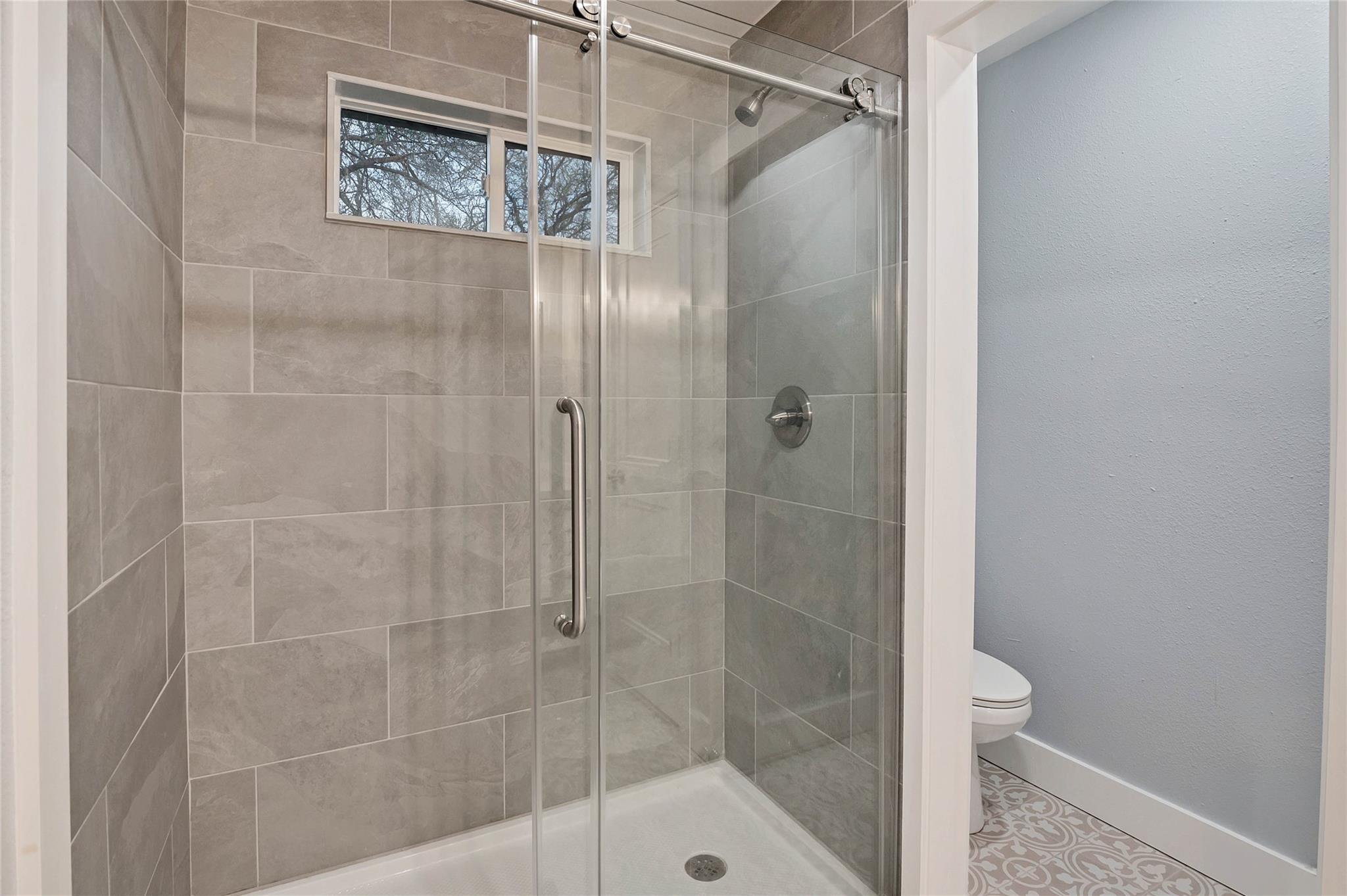 2001 Iroquois Ln Property Photo 15