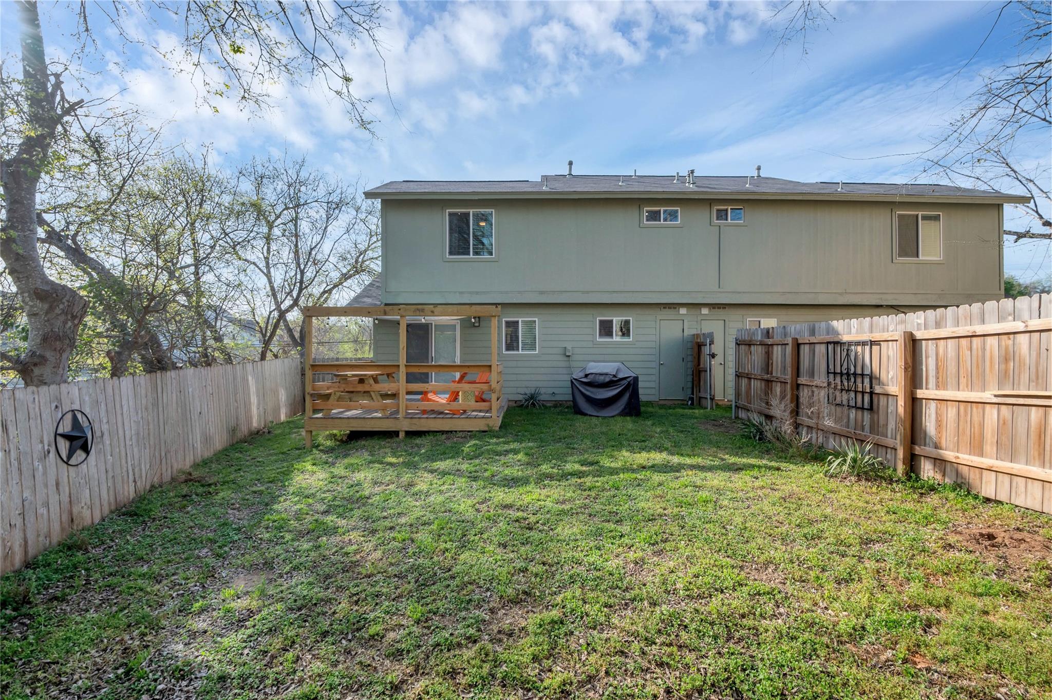 2001 Iroquois Ln Property Photo 17