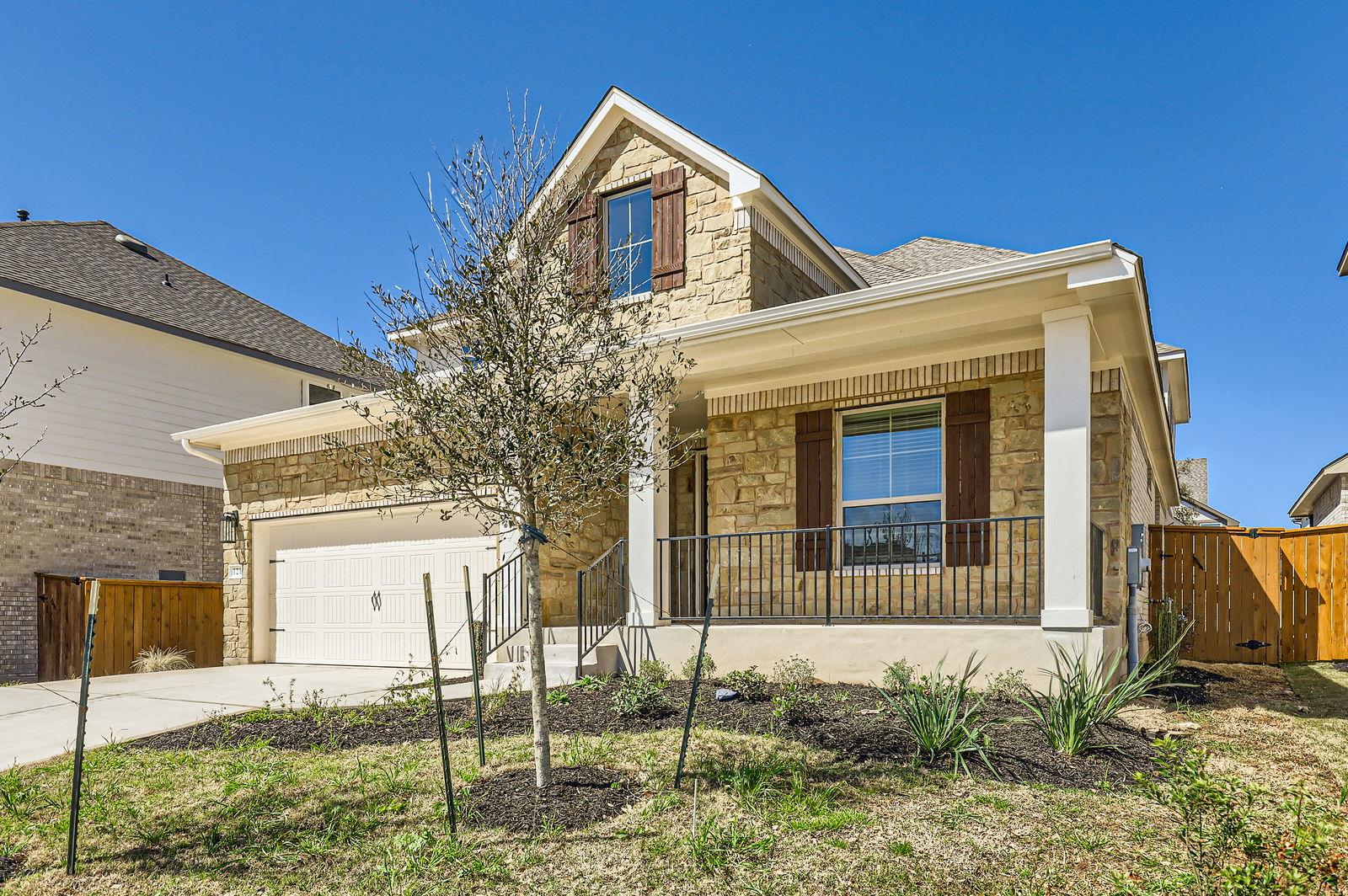 121 Charro Ct Property Photo 2