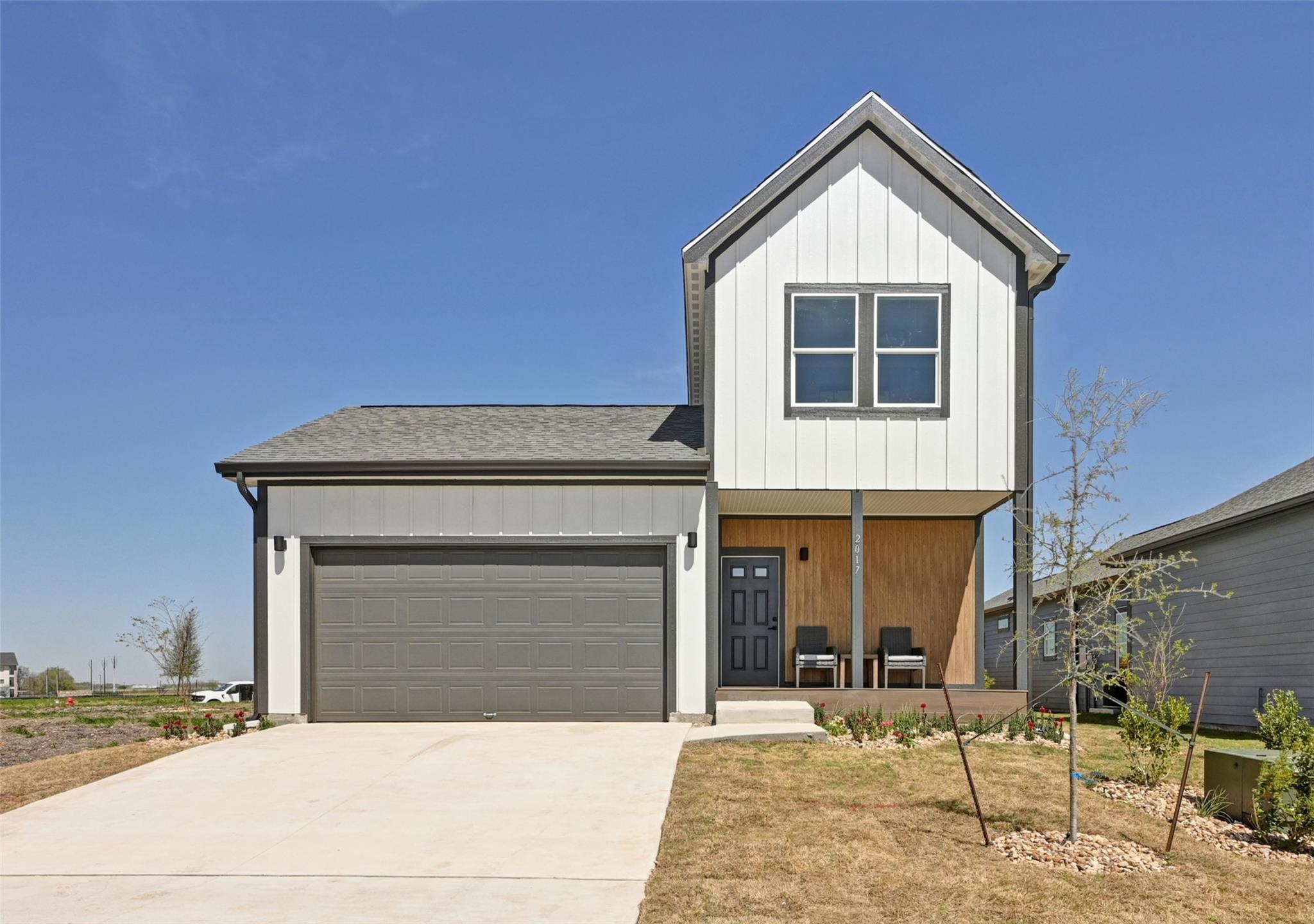 2017 Applewood Dr Property Photo 1