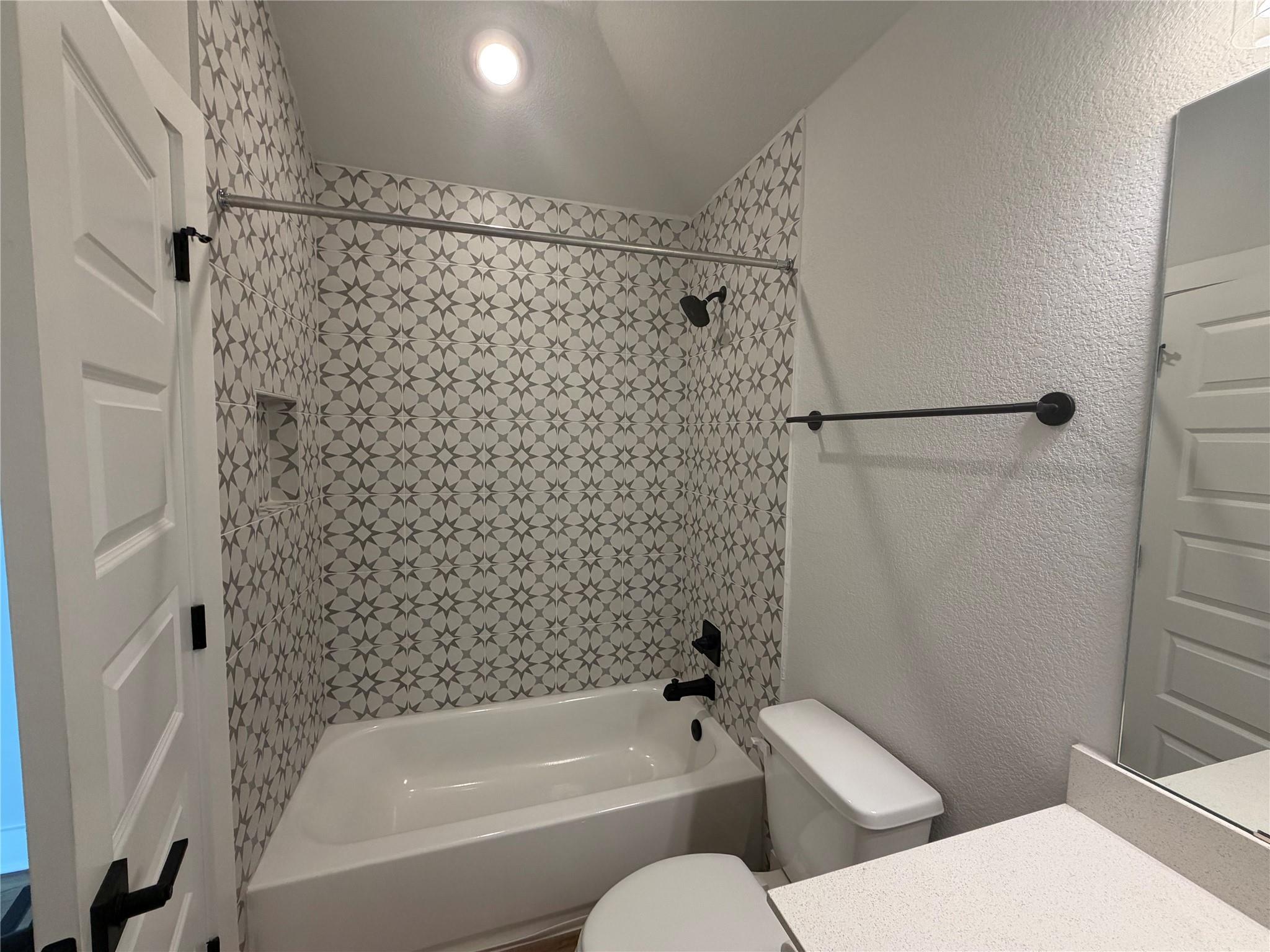 8206-b Corrigan Pass Property Photo 10