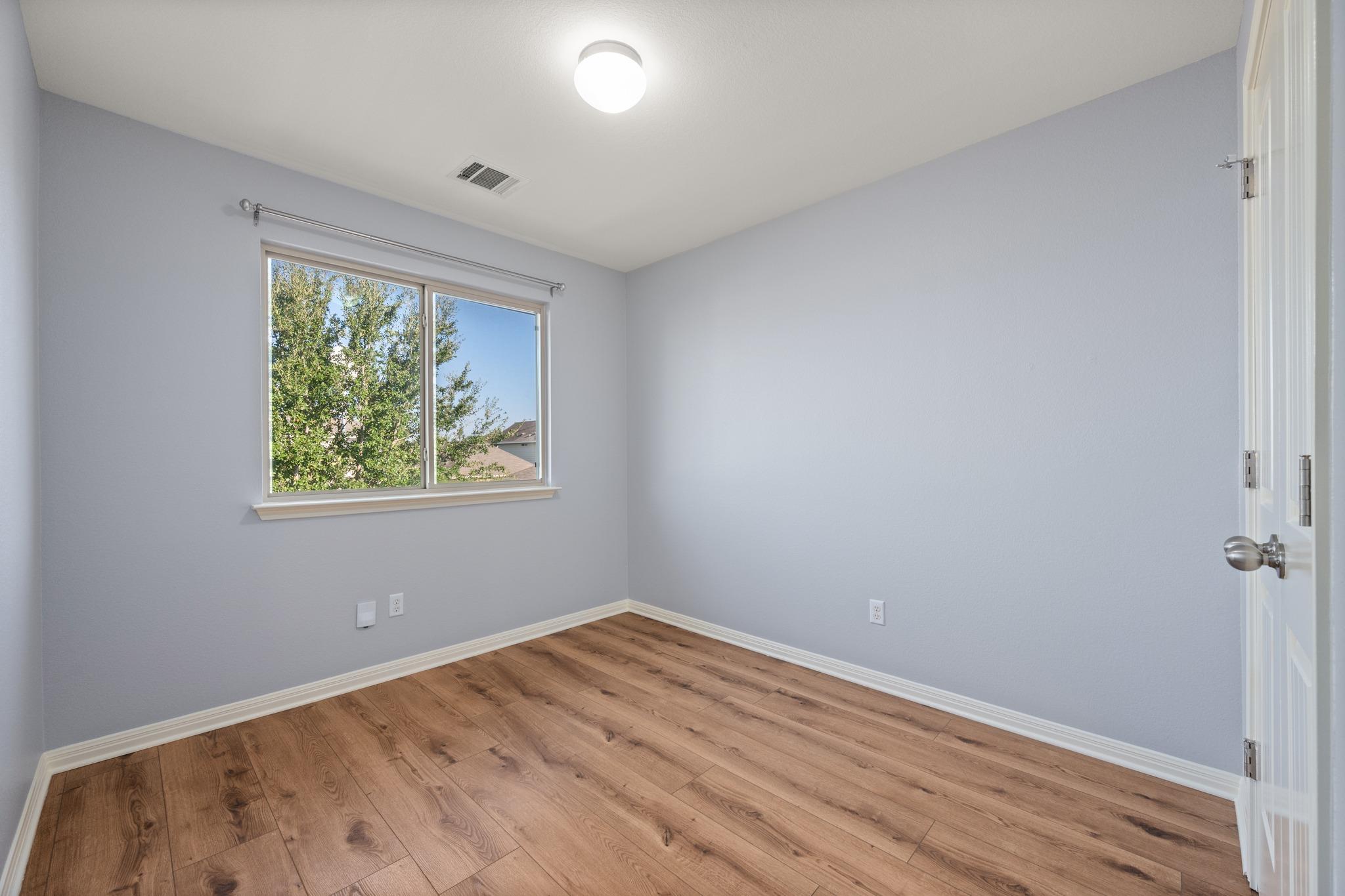 4616 Esper Ln #338 Property Photo 16