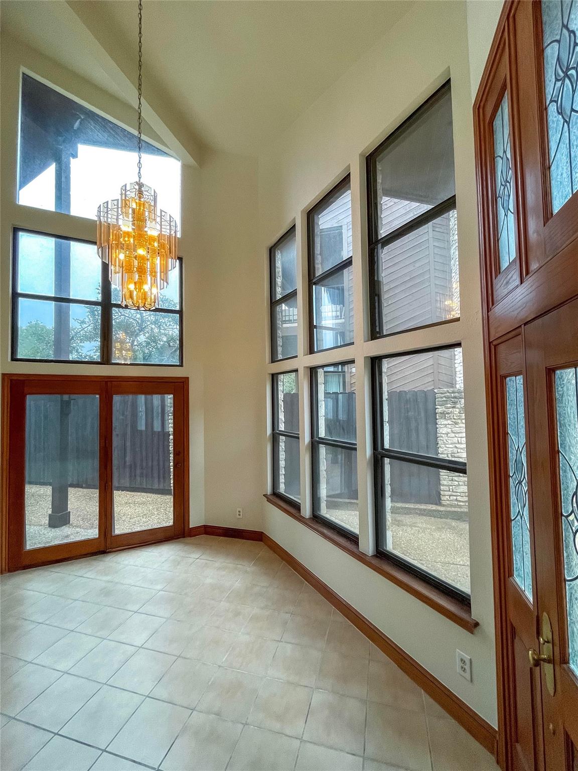 4324 Far West Blvd Property Photo 15
