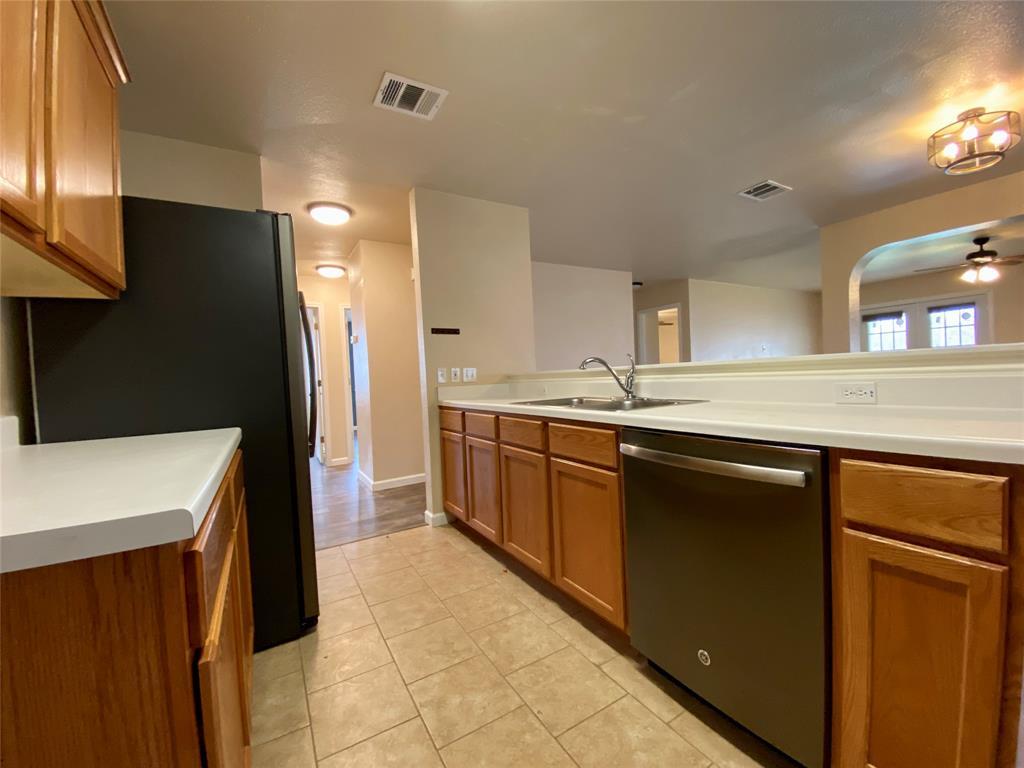208 Unity Property Photo 9