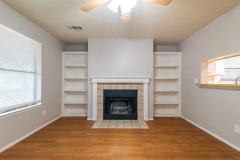 2906 Jadewood Ct #b Property Photo 5
