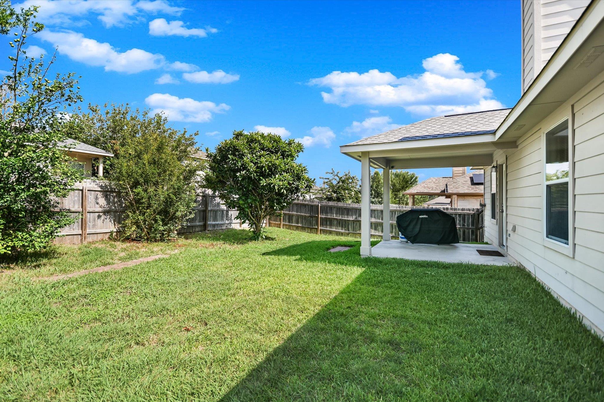 157 Maplewood None N Property Photo 4