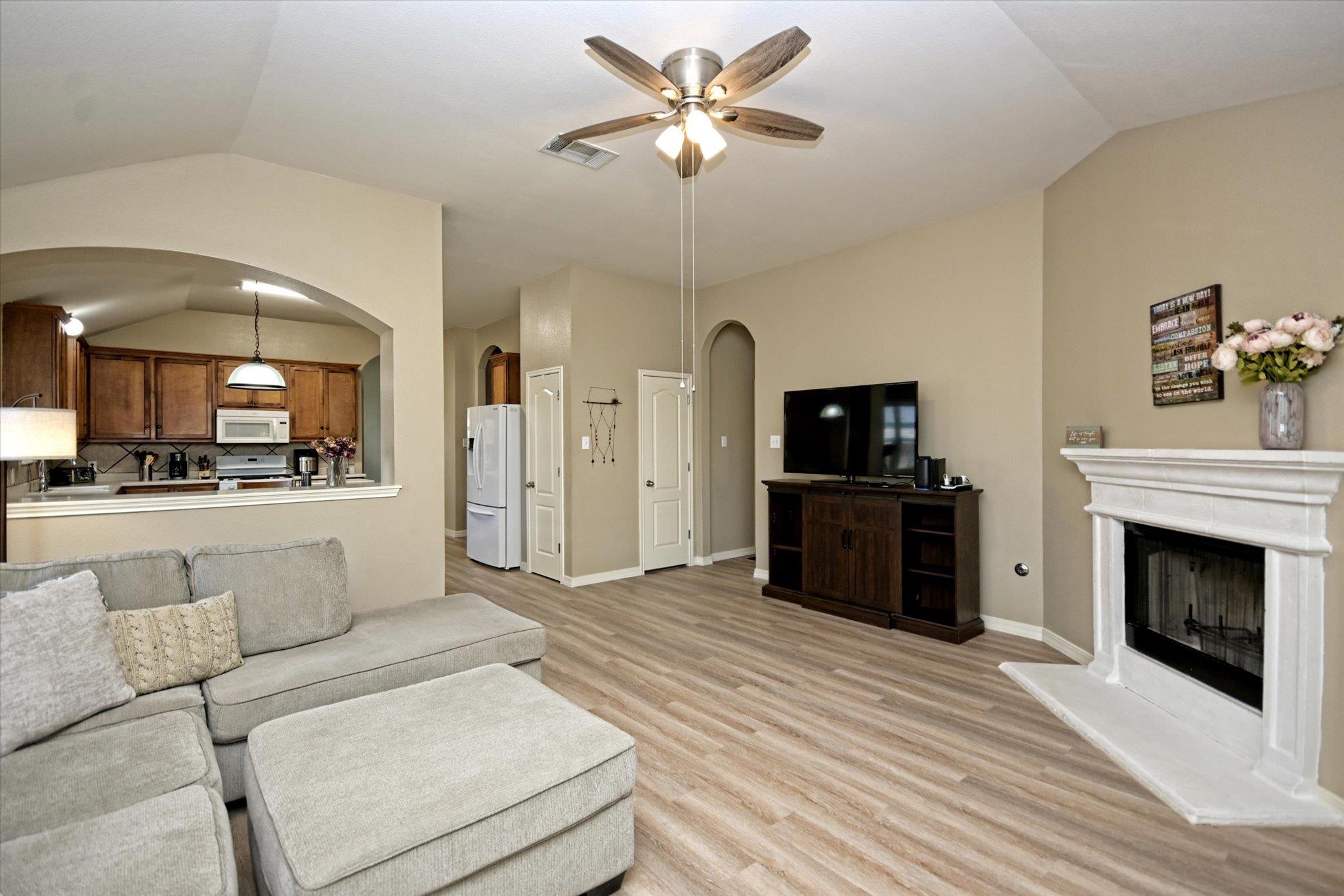 157 Maplewood None N Property Photo 10