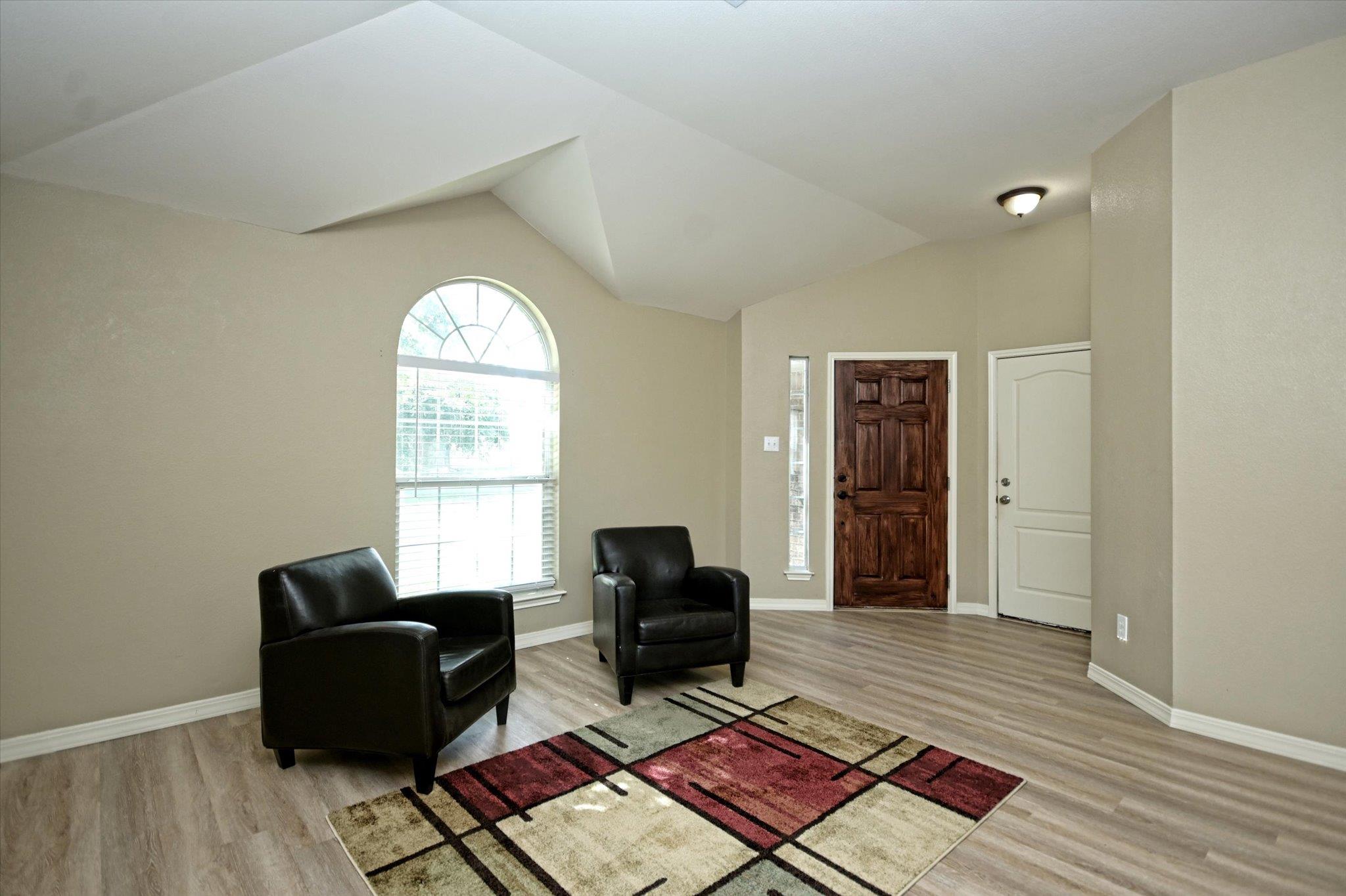 157 Maplewood None N Property Photo 14