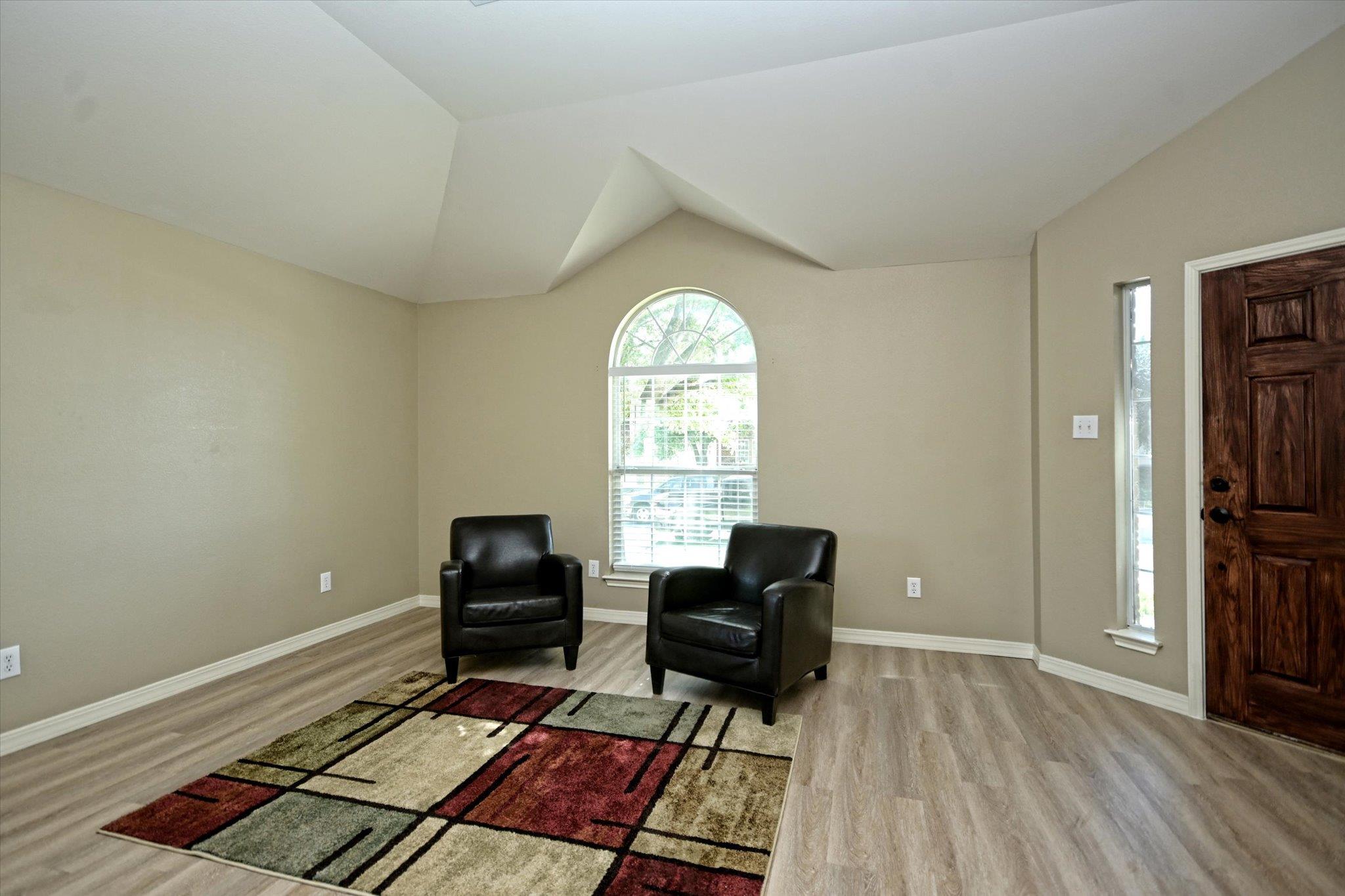 157 Maplewood None N Property Photo 15