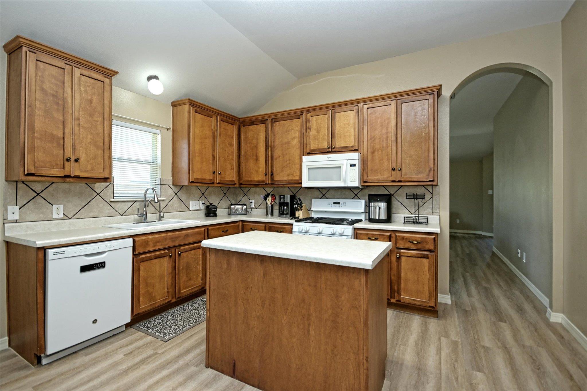 157 Maplewood None N Property Photo 19