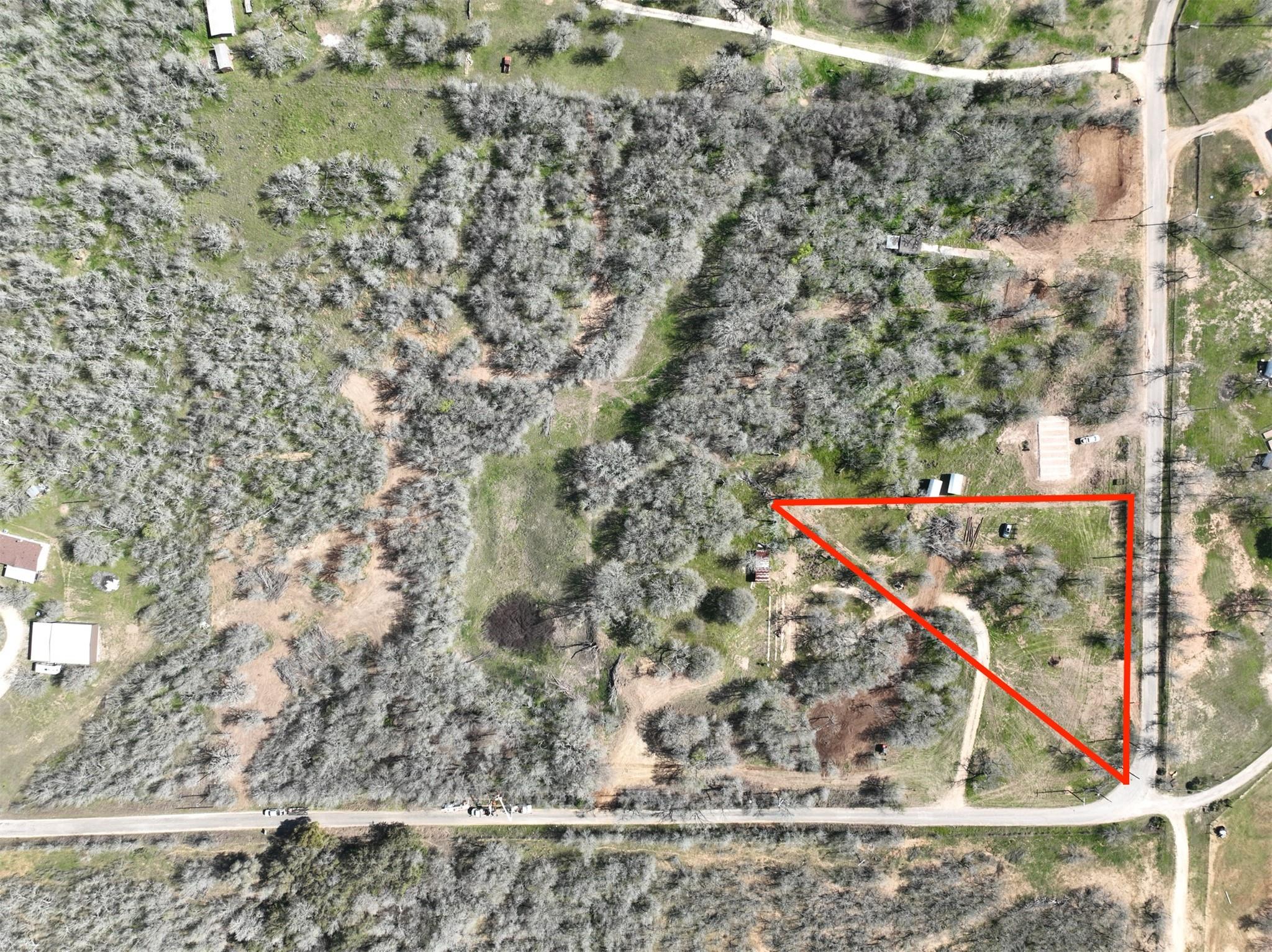 921 Roosevelt Rd Property Photo 6