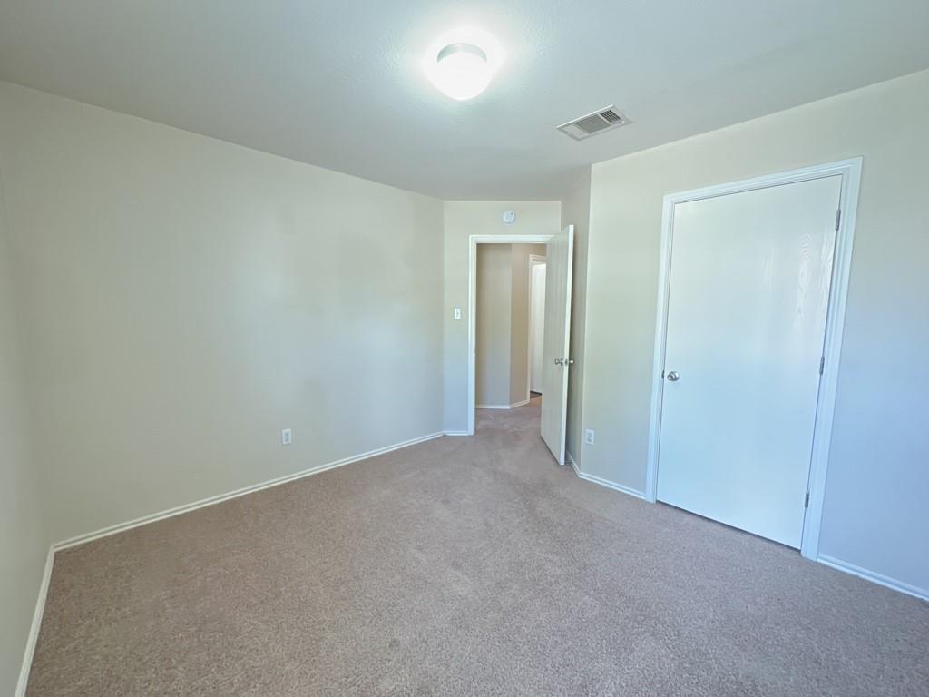 1000 Bluff Meadow Cv Property Photo 12