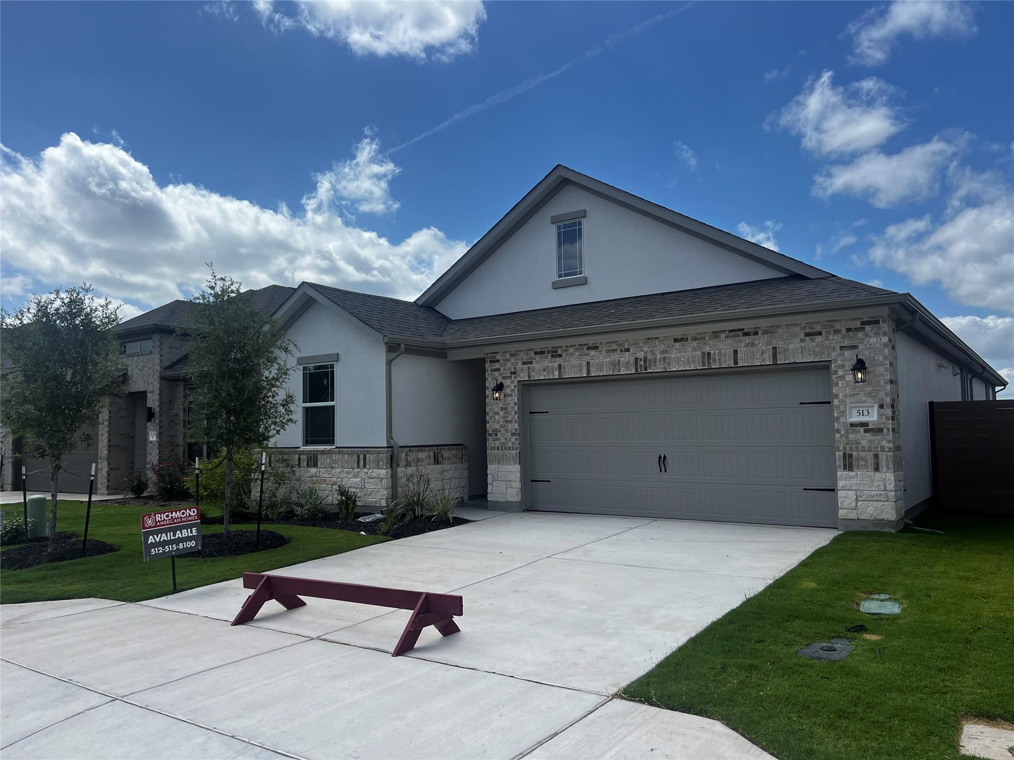 513 Raleigh Dr Property Photo 2