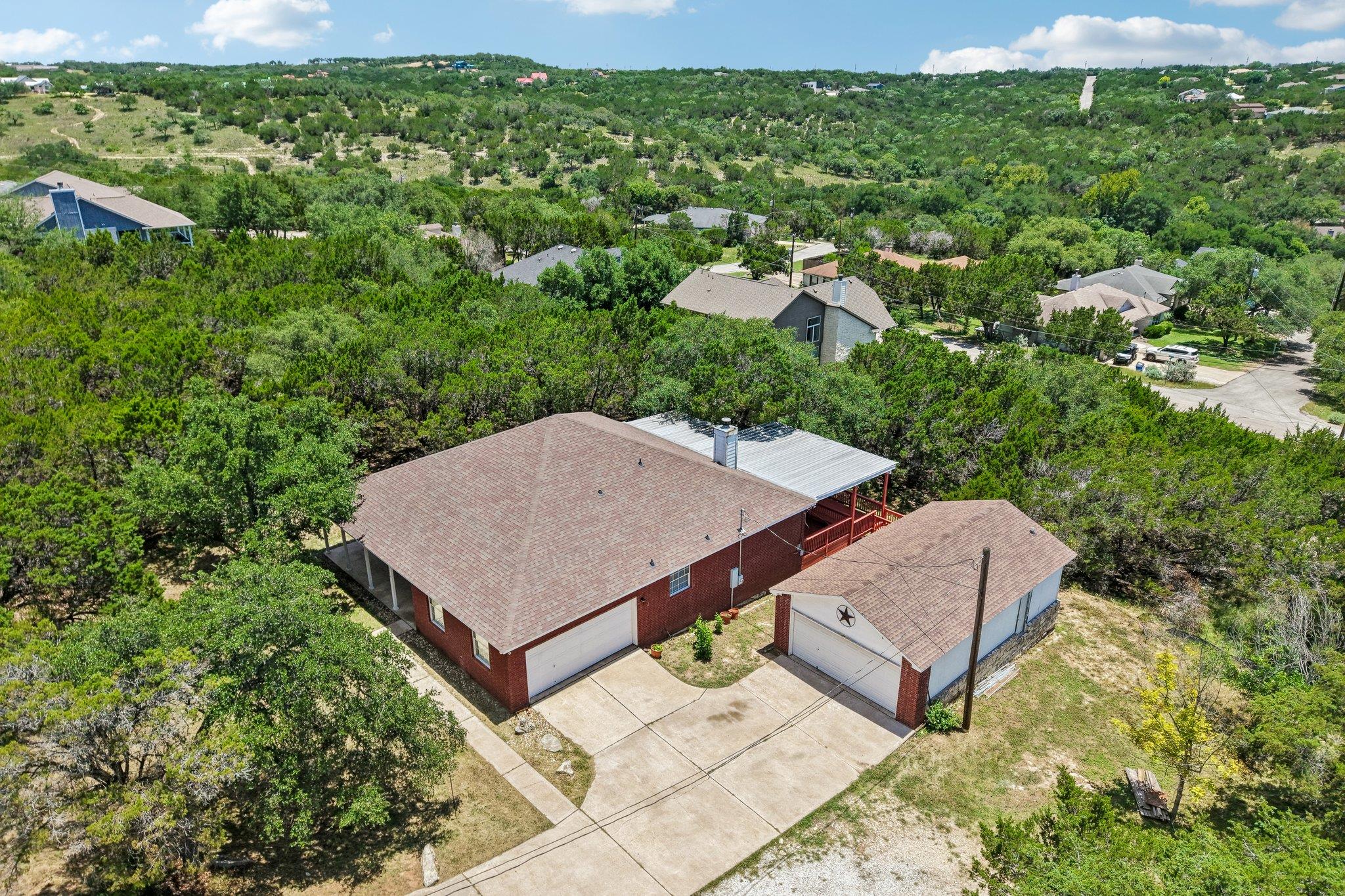 20609 Bridal Path Rd Property Photo 2