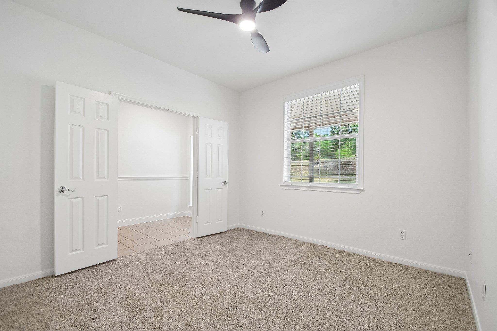 20609 Bridal Path Rd Property Photo 16