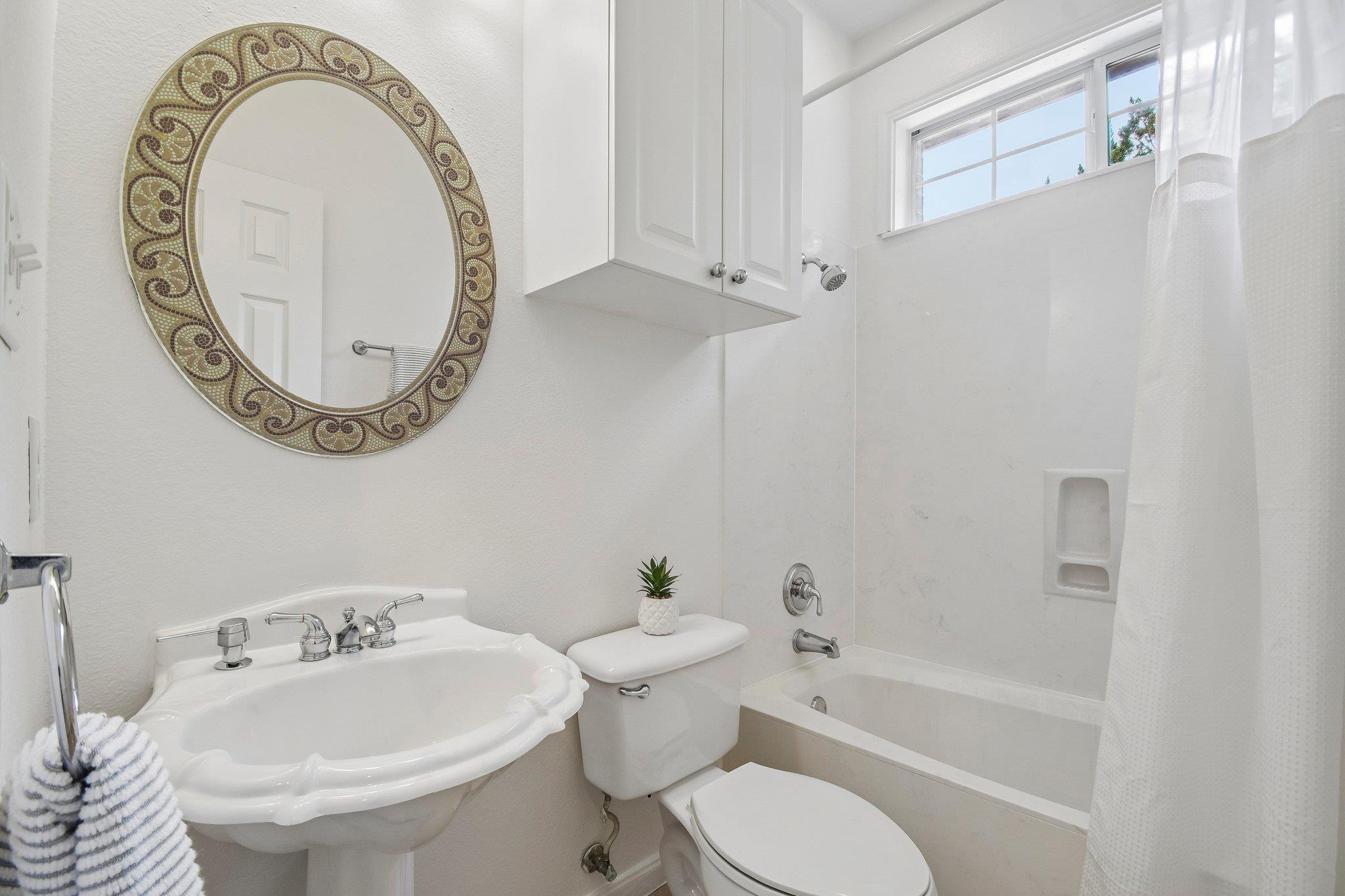 20609 Bridal Path Rd Property Photo 19
