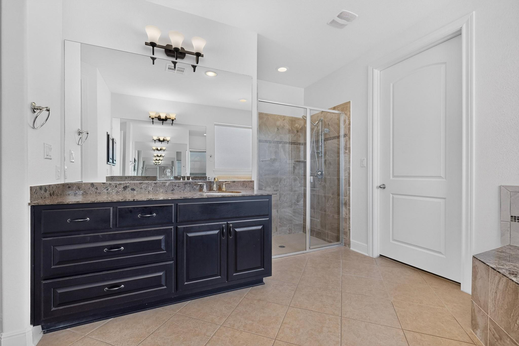 3904 Piana Pl Property Photo 18