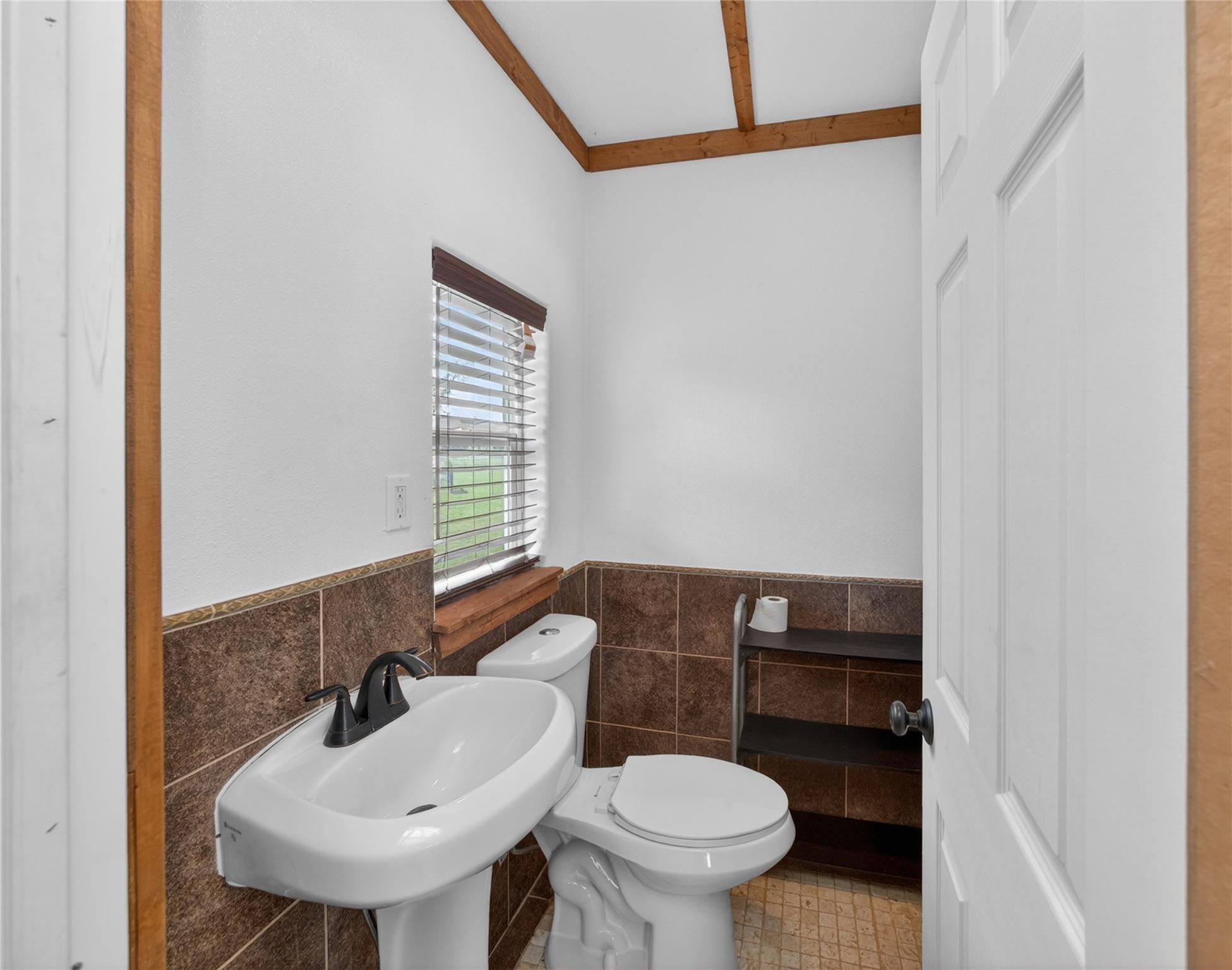 279 Highline Dr Property Photo 24
