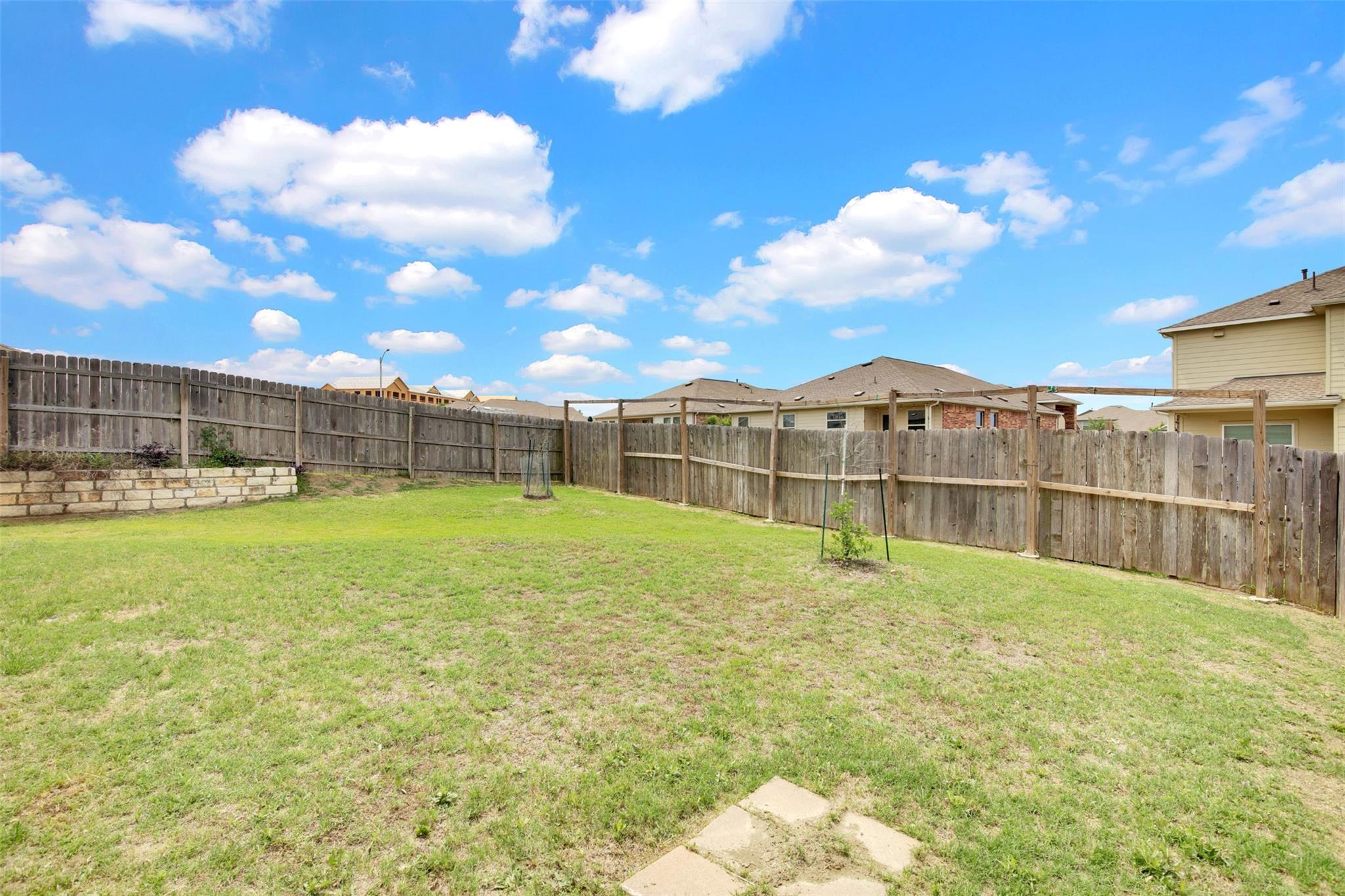 15409 Summer Ray Dr Property Photo 29