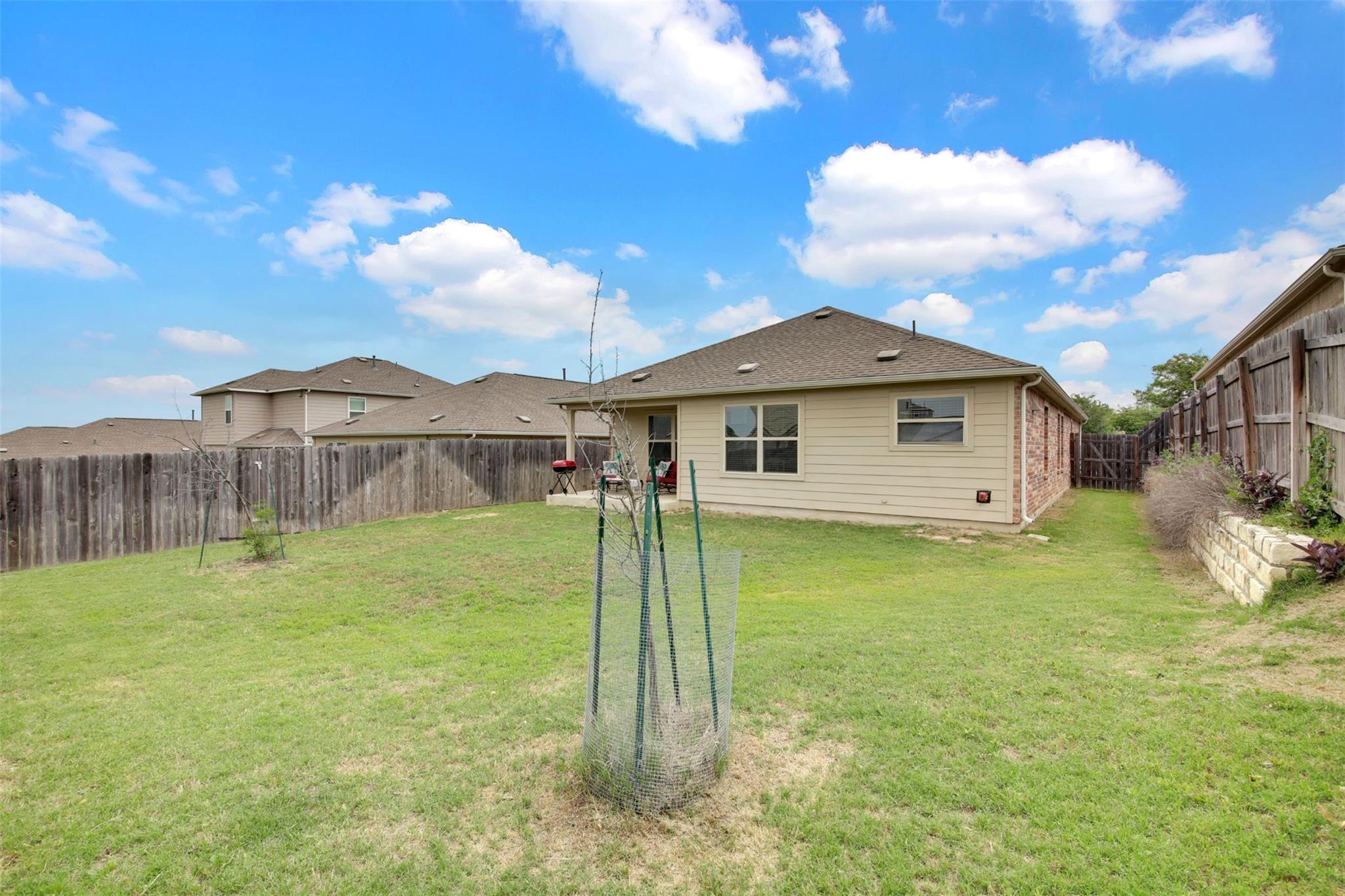 15409 Summer Ray Dr Property Photo 31