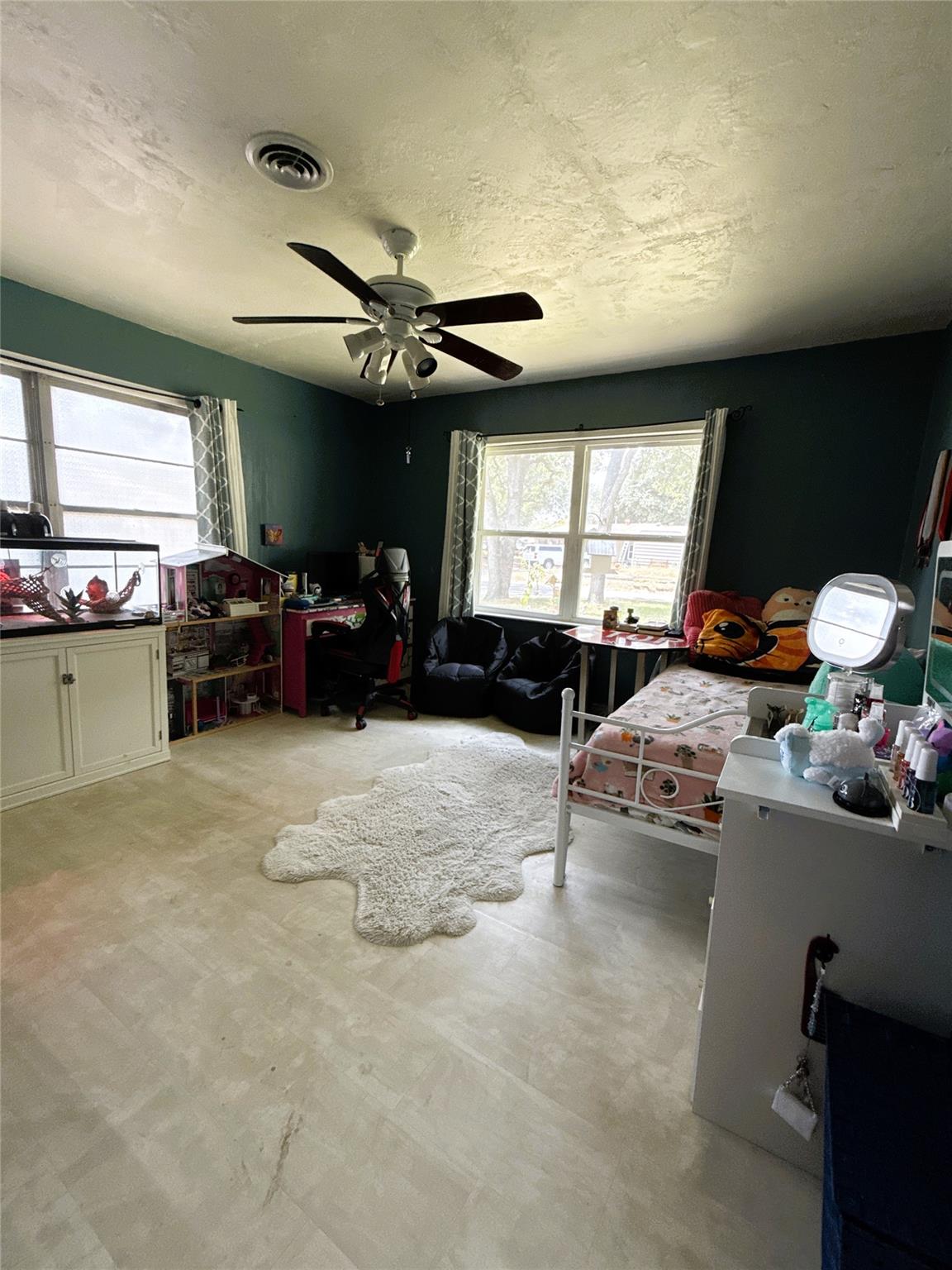 2105 Vogel Ave Property Photo 22