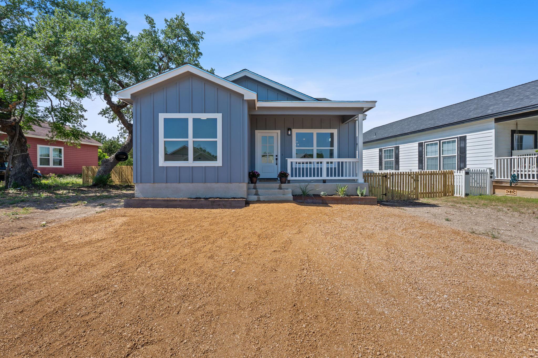245 Heatherwood Dr 2 Property Photo