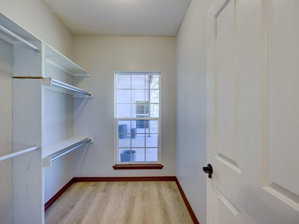 3082 County Road 446 Property Photo 8