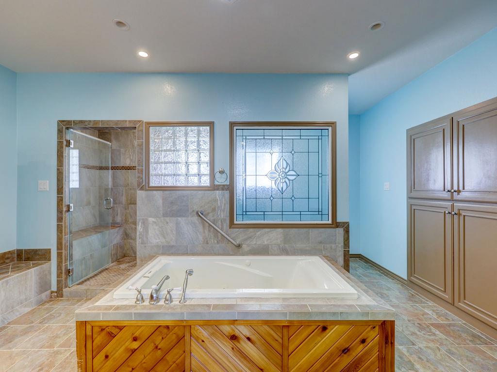 3082 County Road 446 Property Photo 24