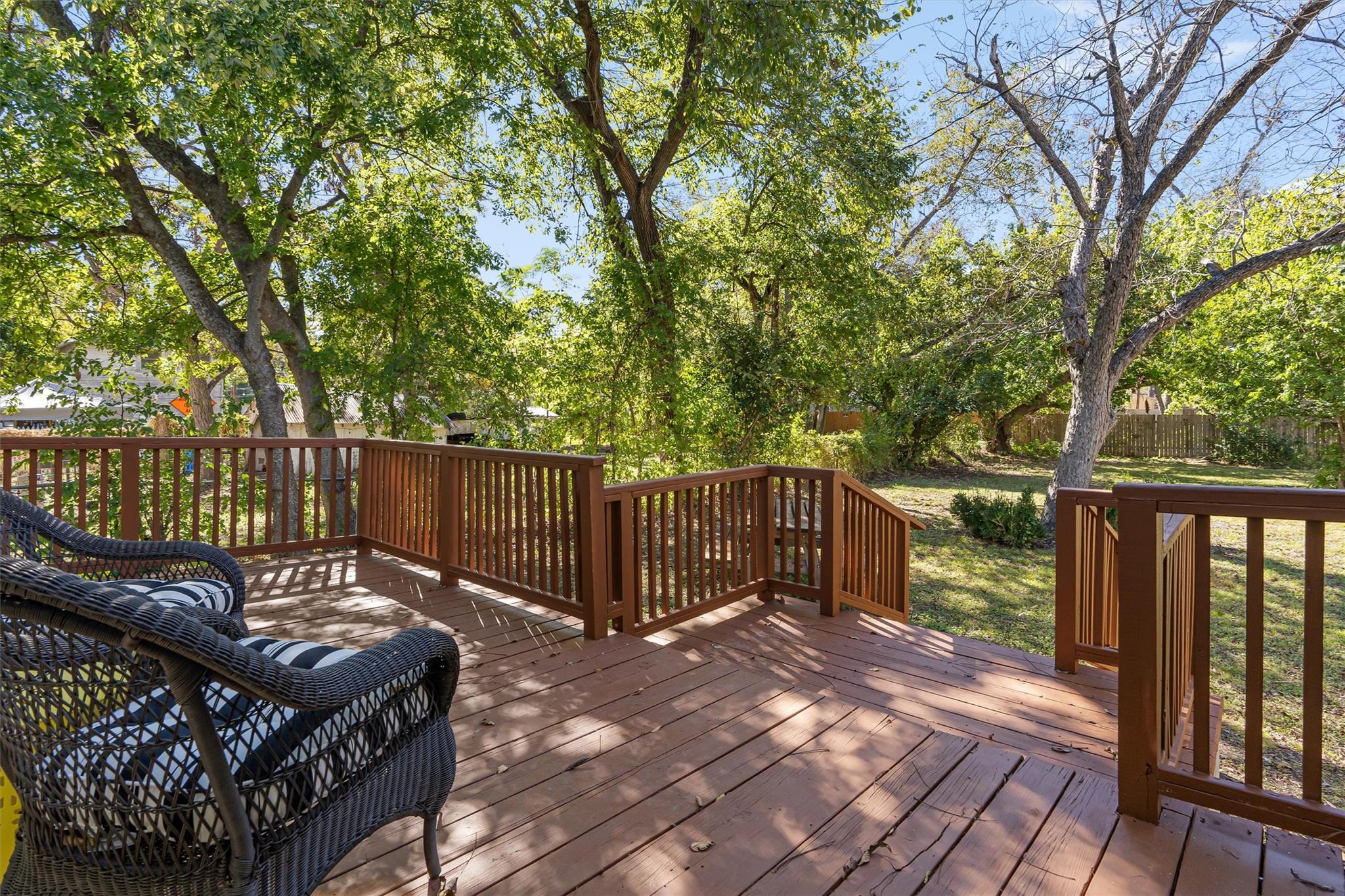 1207 Lexington St Property Photo 22