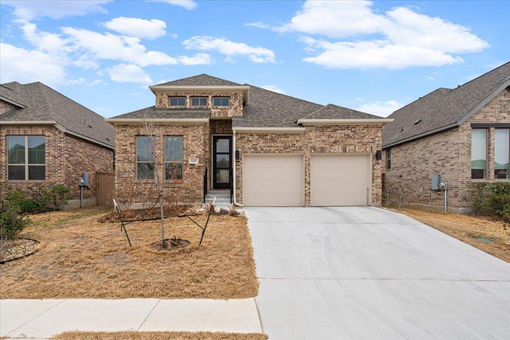 120 Plumbago Loop Property Photo 2
