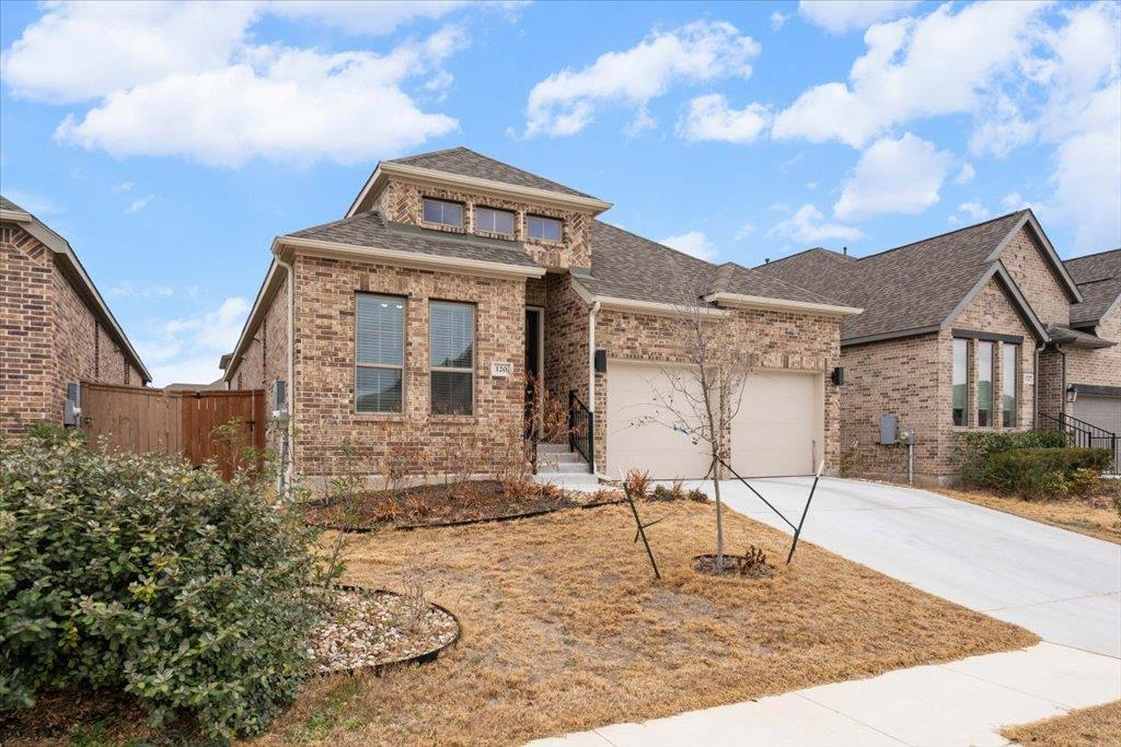 120 Plumbago Loop Property Photo 3
