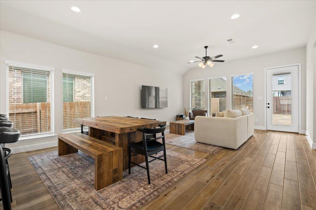 120 Plumbago Loop Property Photo 15