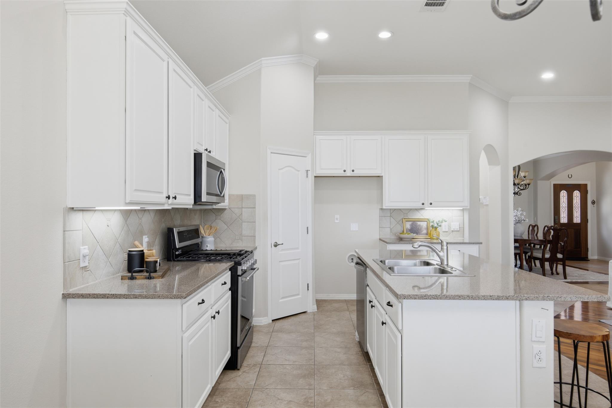 13912 Ashton Woods Cir #26 Property Photo 10