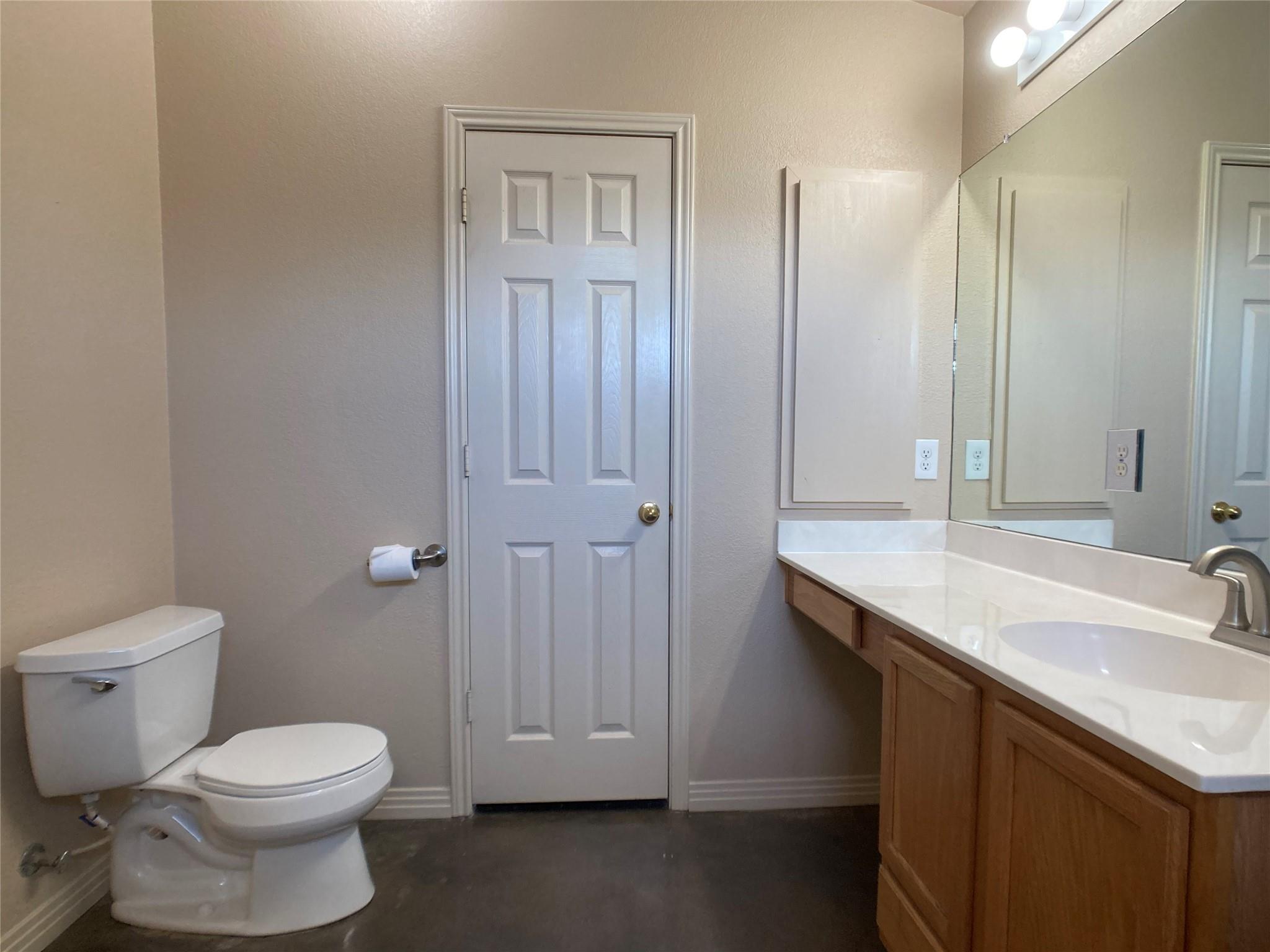 1009 Grey Castle Dr Property Photo 14