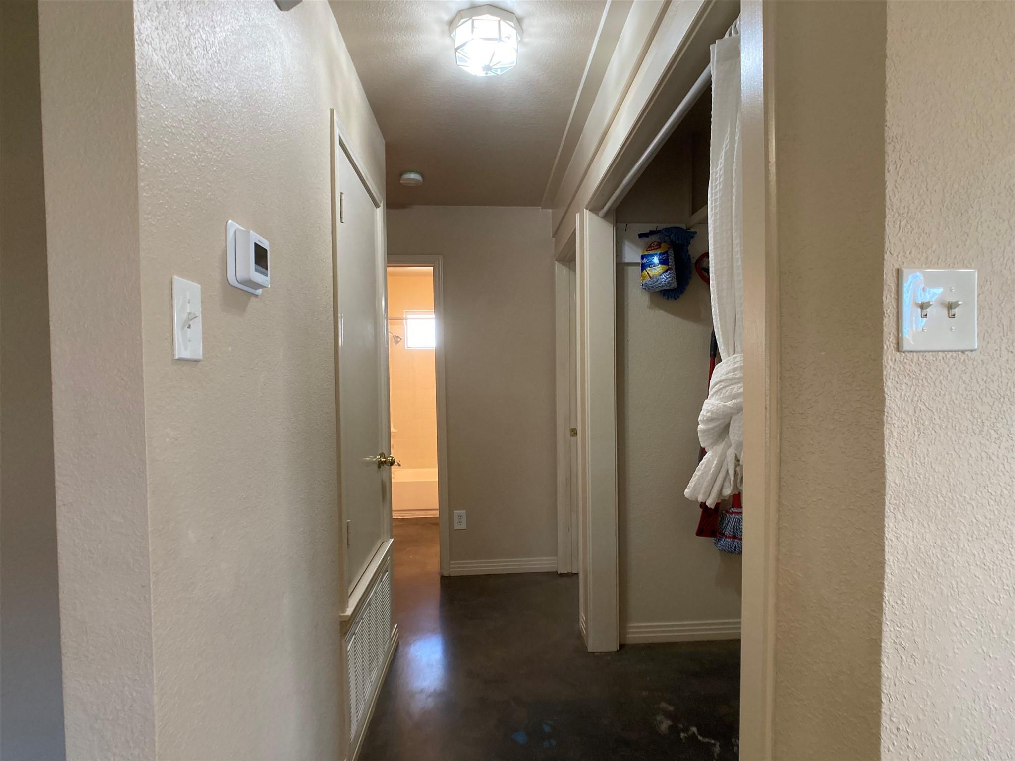 1009 Grey Castle Dr Property Photo 16
