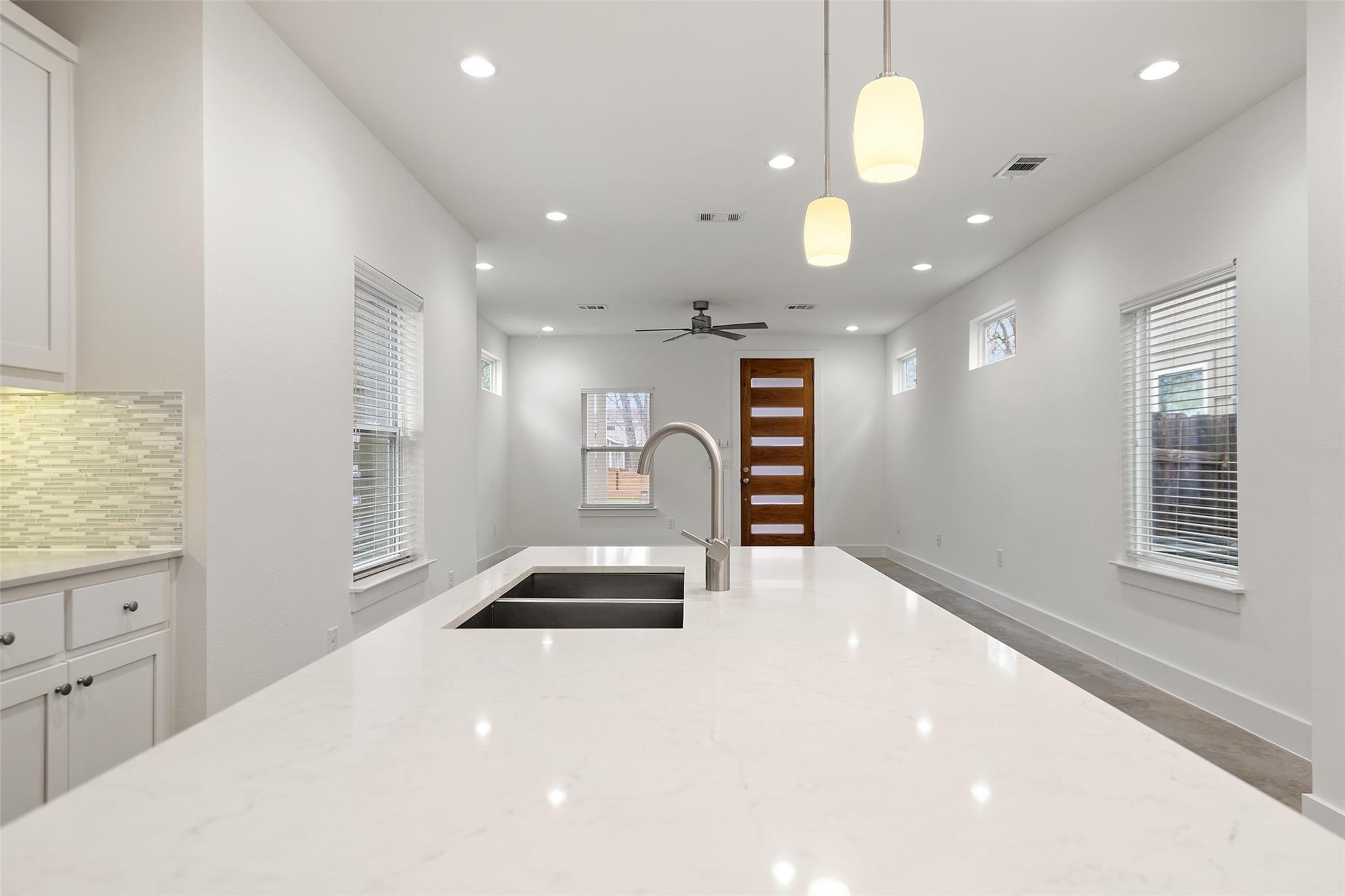 3715 Munson St Property Photo 6