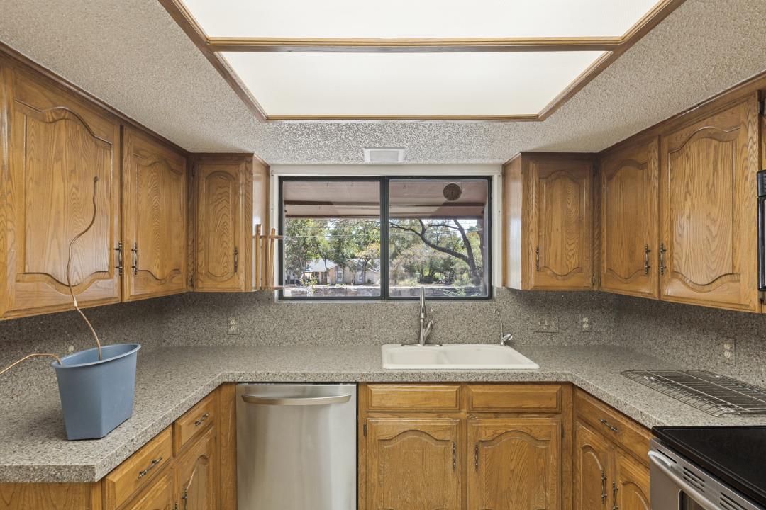 300 W Sequoia Spur Property Photo 8