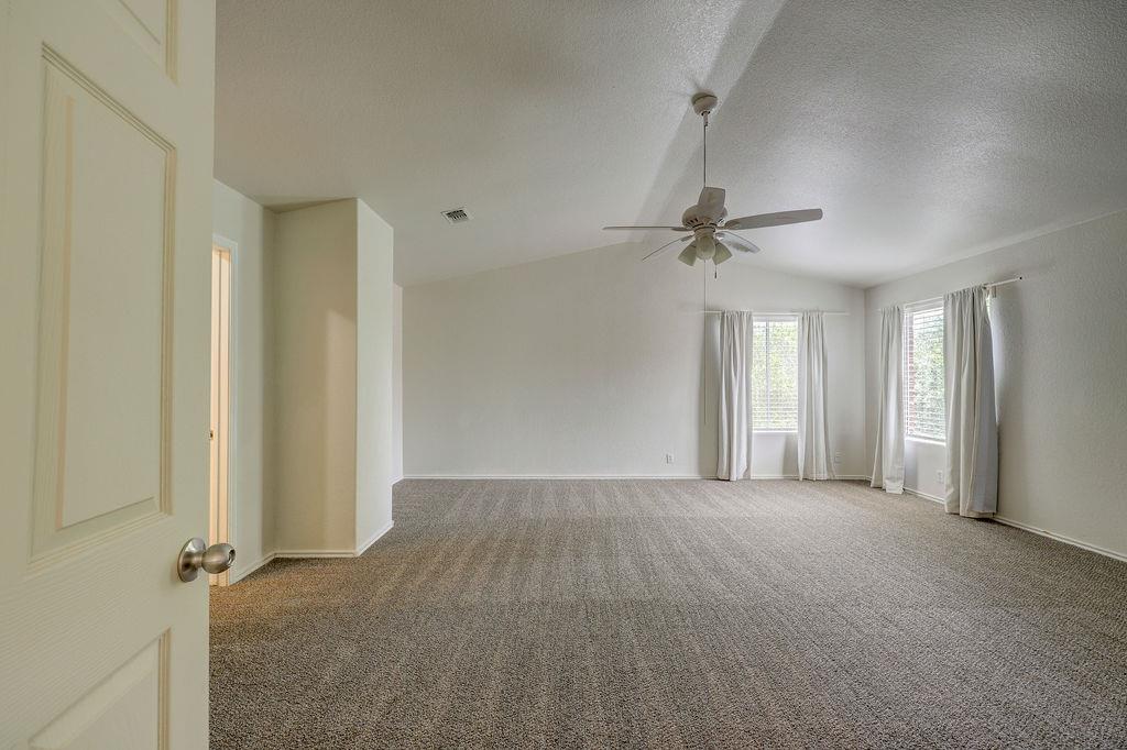 16608 Shipshaw River Dr Property Photo 14