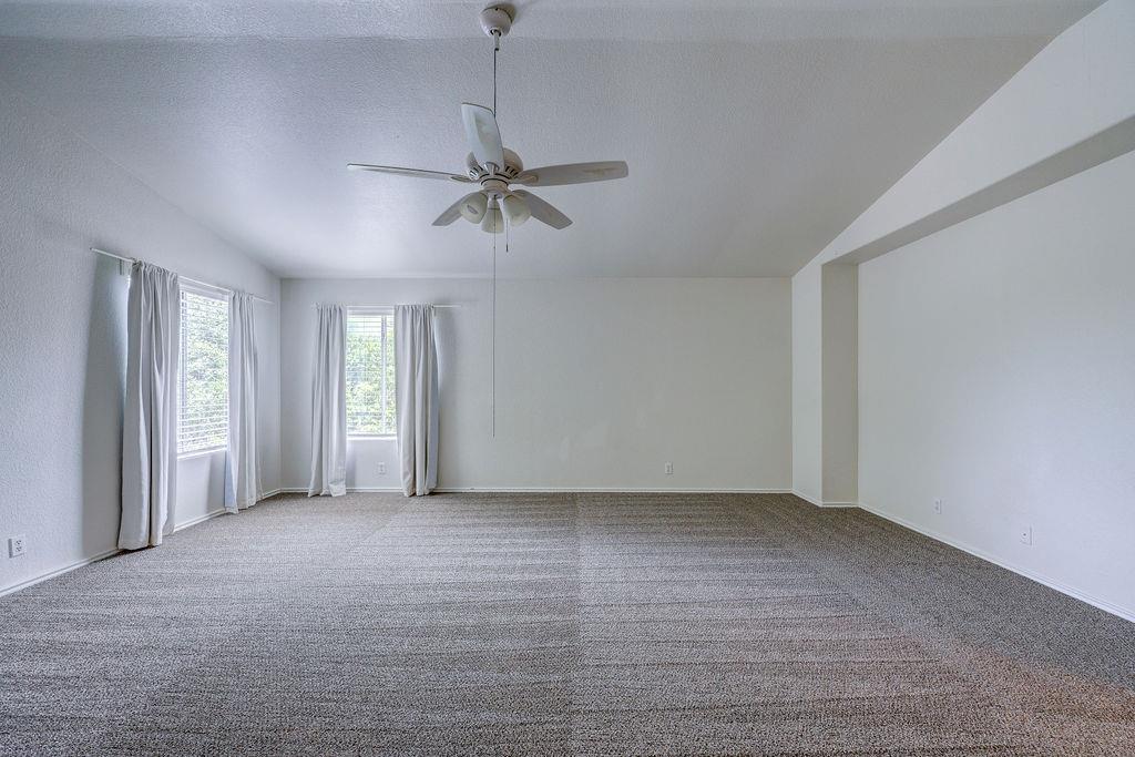 16608 Shipshaw River Dr Property Photo 15
