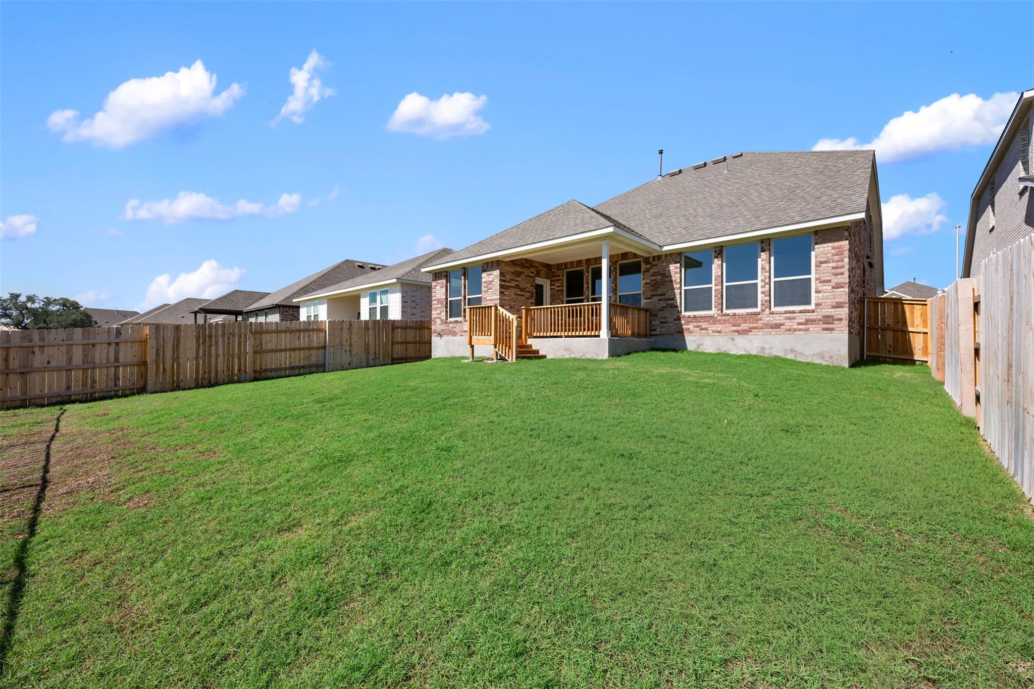 509 Redding Way Property Photo 35