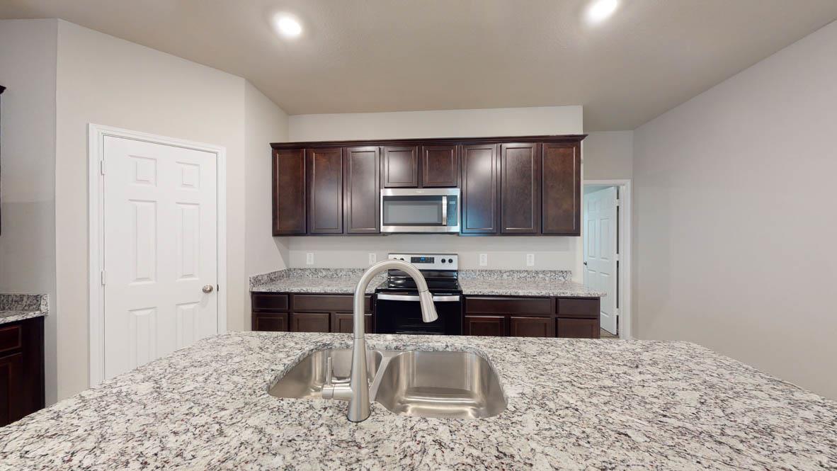 2429 Bee Creek Dr Property Photo 5